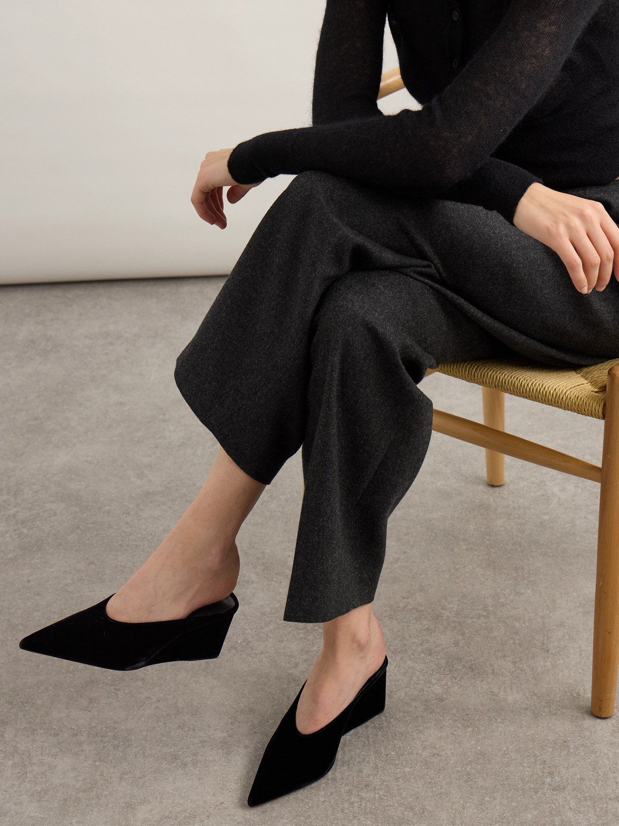 Alaïa Alaia Black Velvet Cube-heeled Mule Women In Black