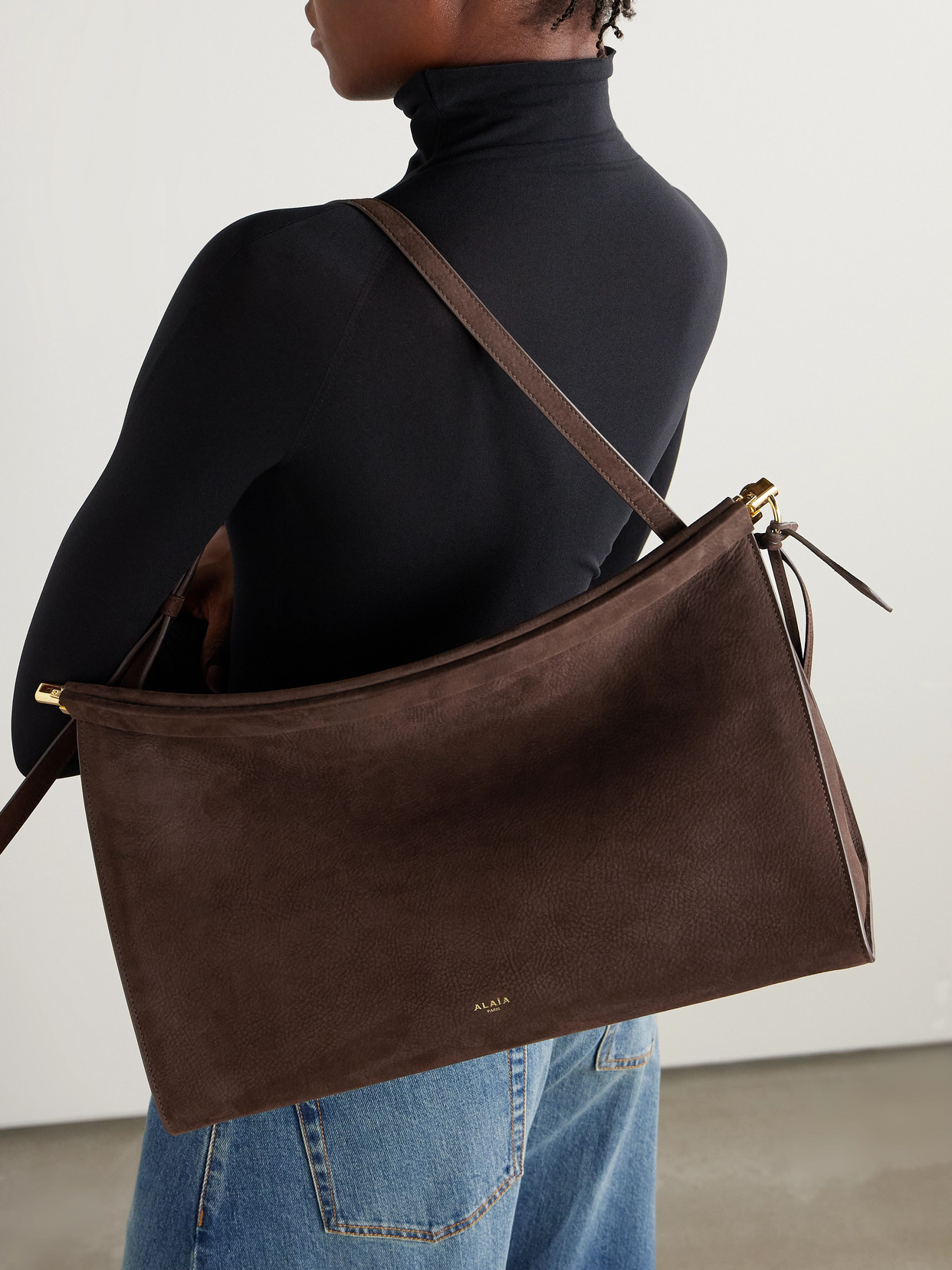 Alaïa Le Click Large Nubuck Shoulder Bag In Brown