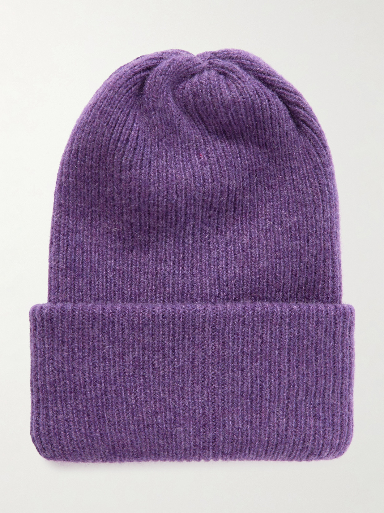 Suzie Kondi Bebe Ribbed Cashmere Beanie In Purple