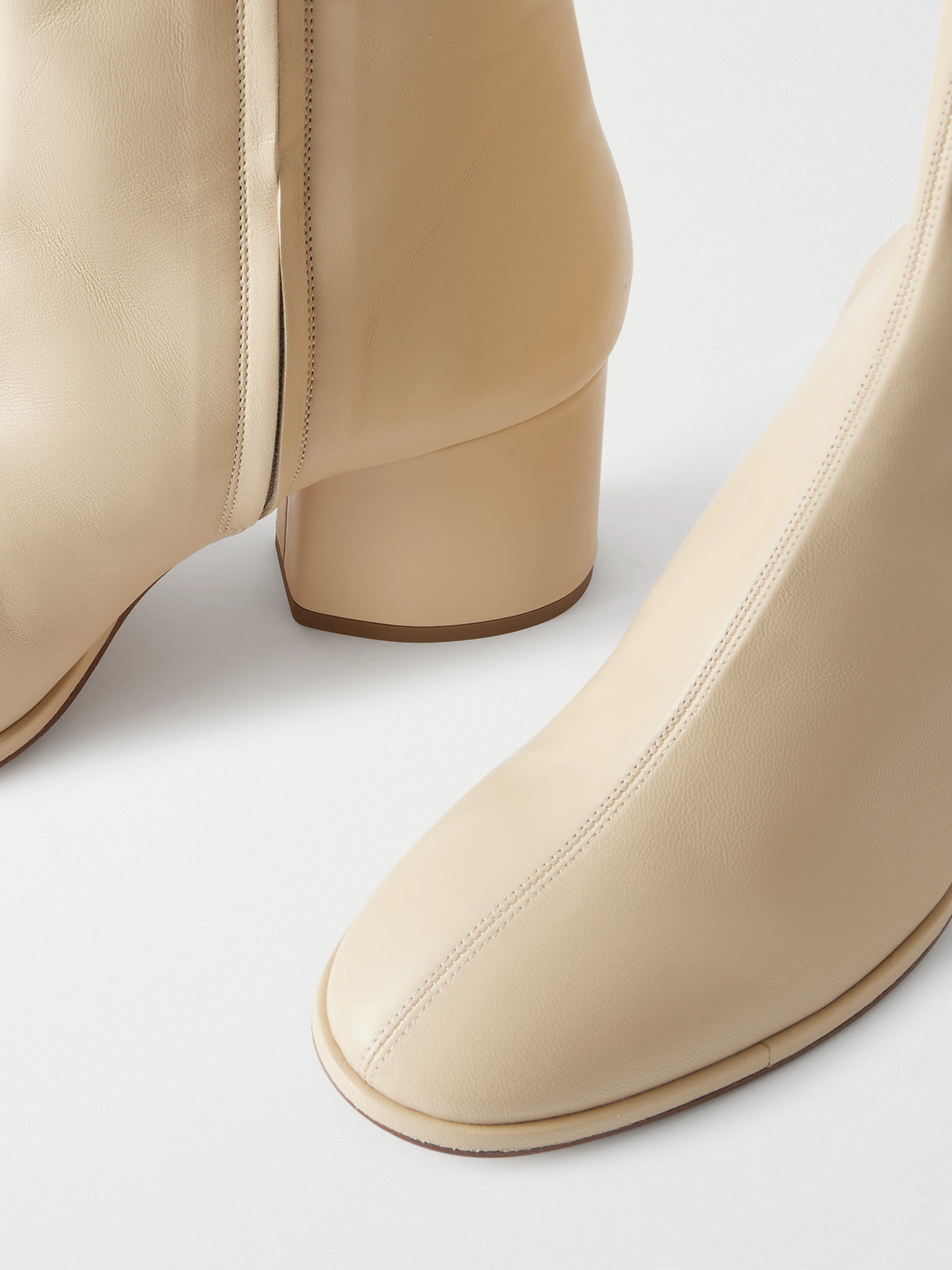 Aeyde Ayla Leather Ankle Boots In Neutral