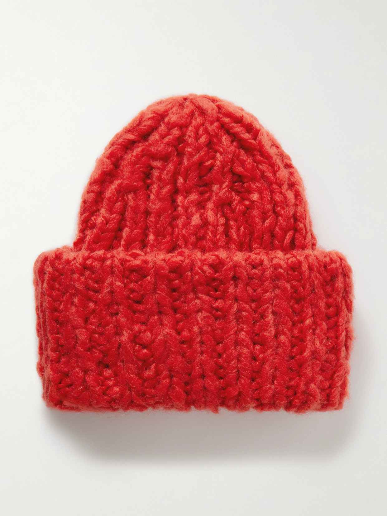 Suzie Kondi Lumi Ribbed Cashmere Beanie In Red