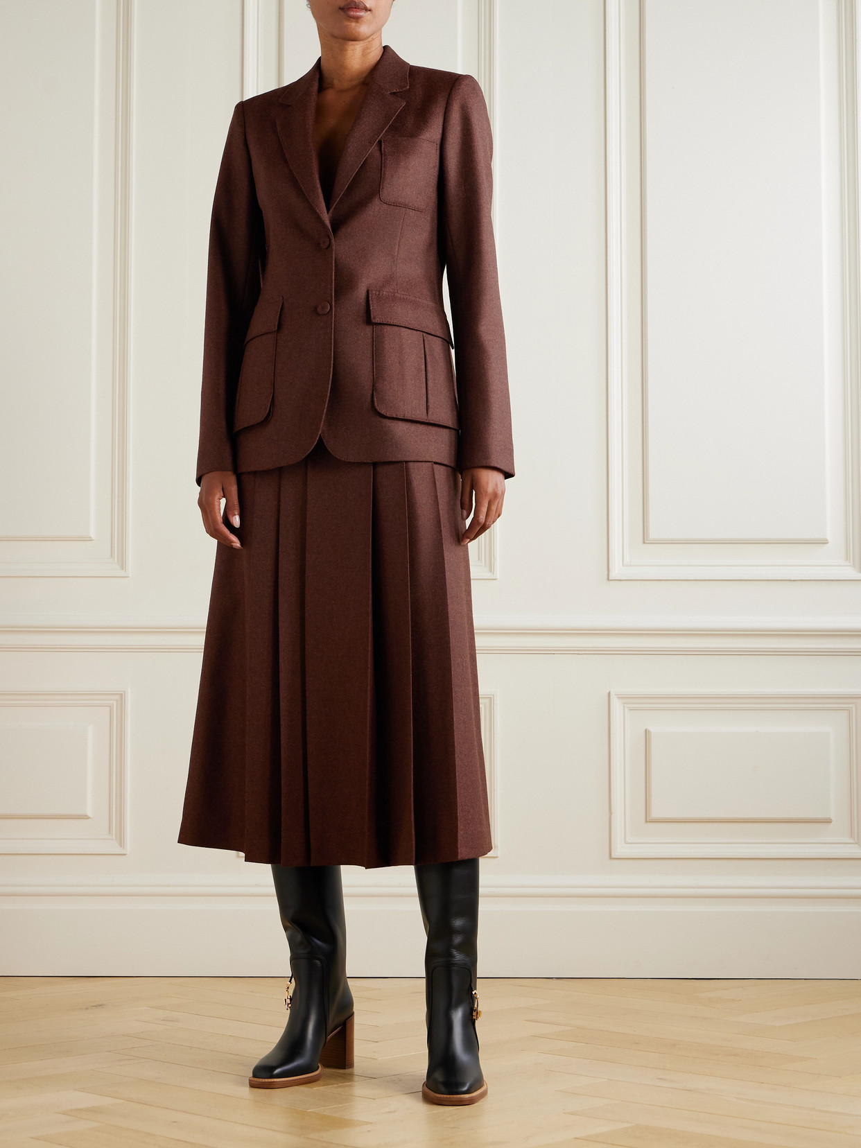 Gabriela Hearst Louisa Tailored Wool-cashmere Blazer In Brown