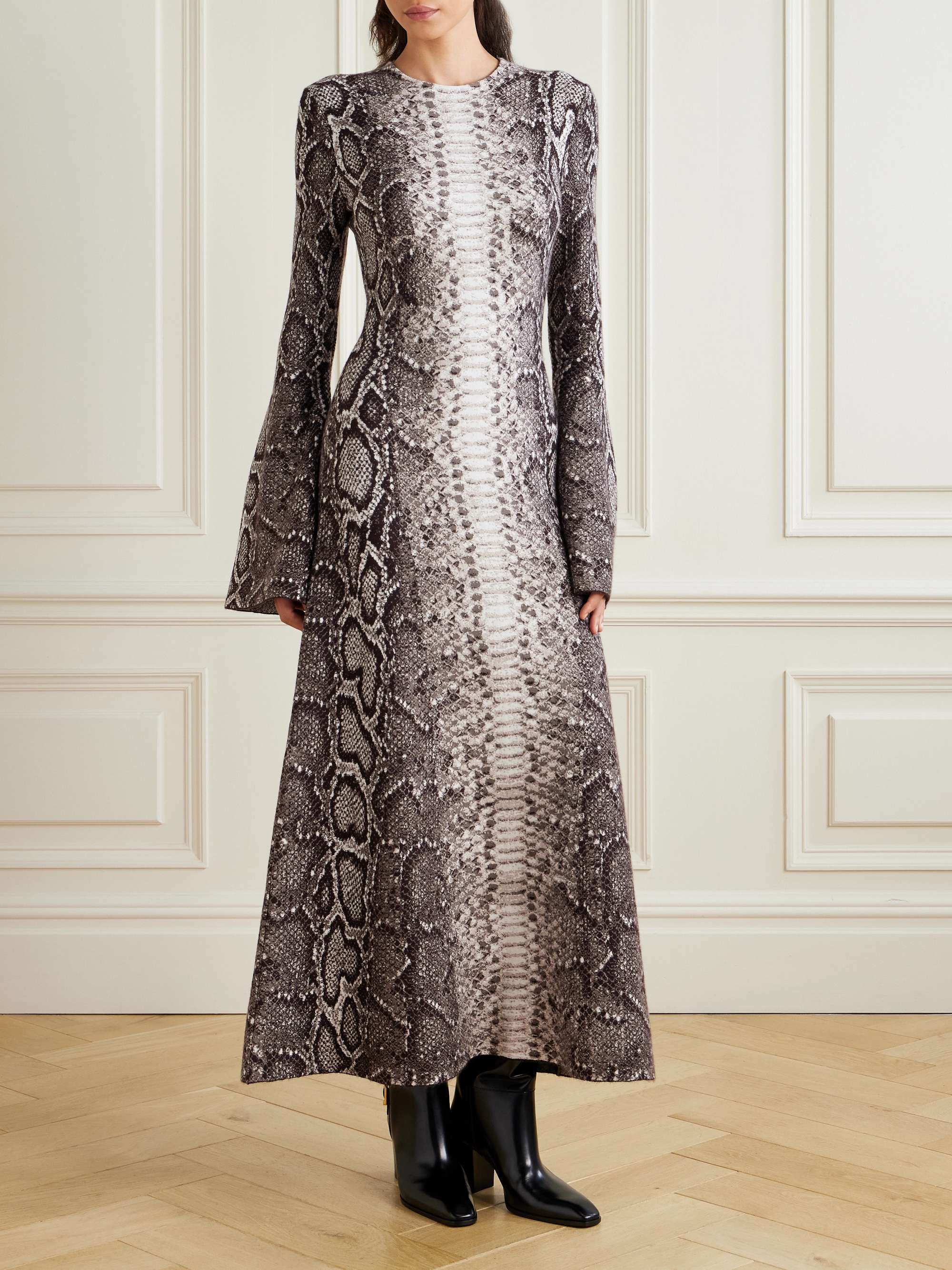 GABRIELA HEARST 