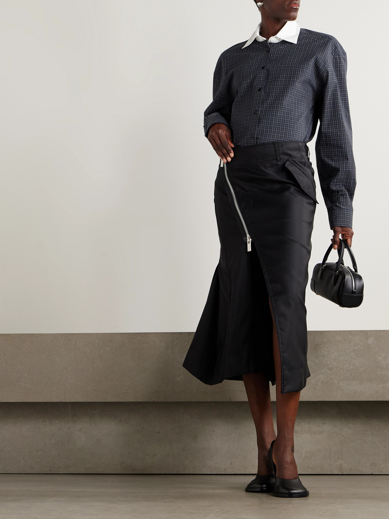 Sacai Wrap-effect Shell Midi Skirt In Black