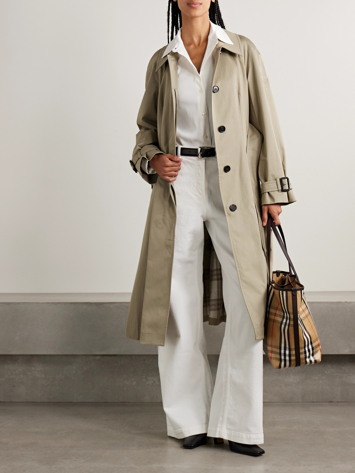 Burberry Long Gabardine Ellingham Fit-and-flare Car Coat In Neutral
