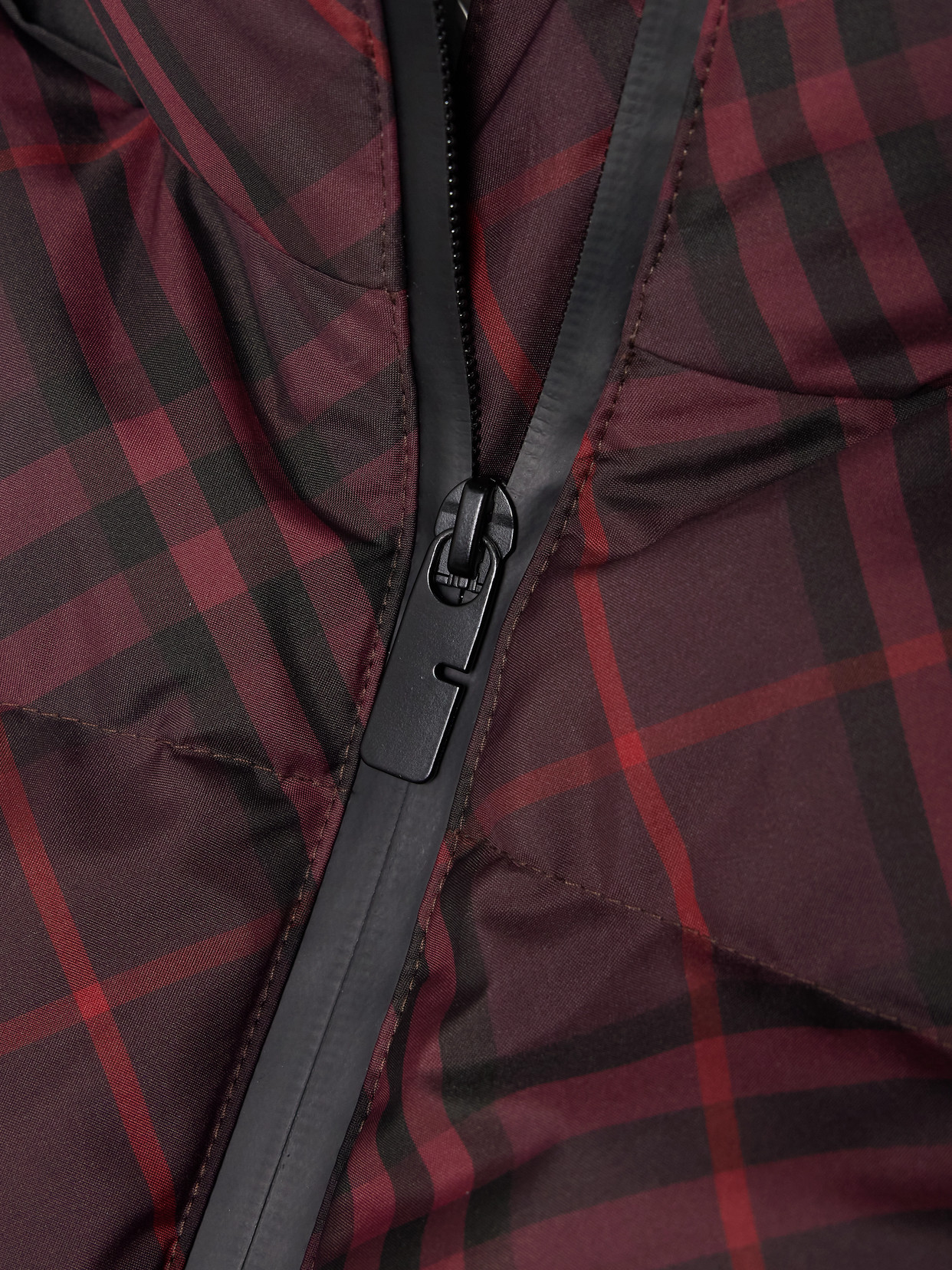 Burberry Hooded Checked Quilted Shell Jacket In Red