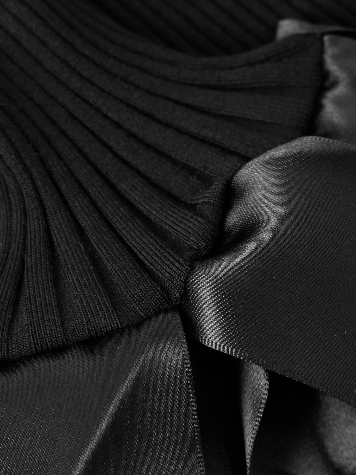 Fforme Nova Satin-trimmed Ribbed Wool-blend Top In Black