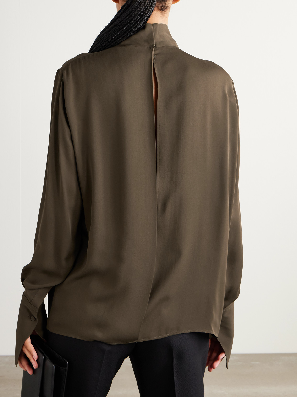 Tom Ford Long-sleeved Silk Georgette Blouse In Green