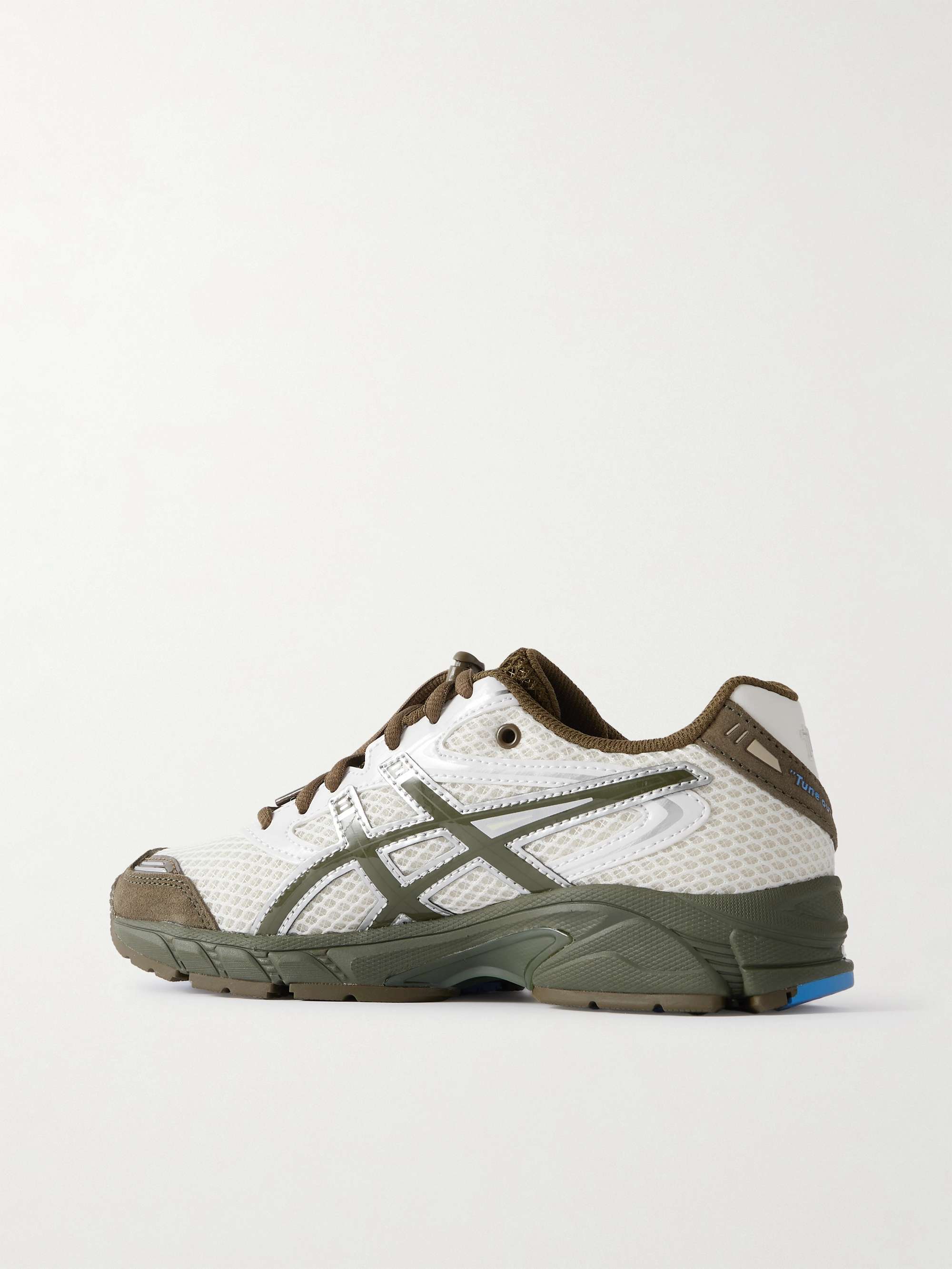 ASICS 