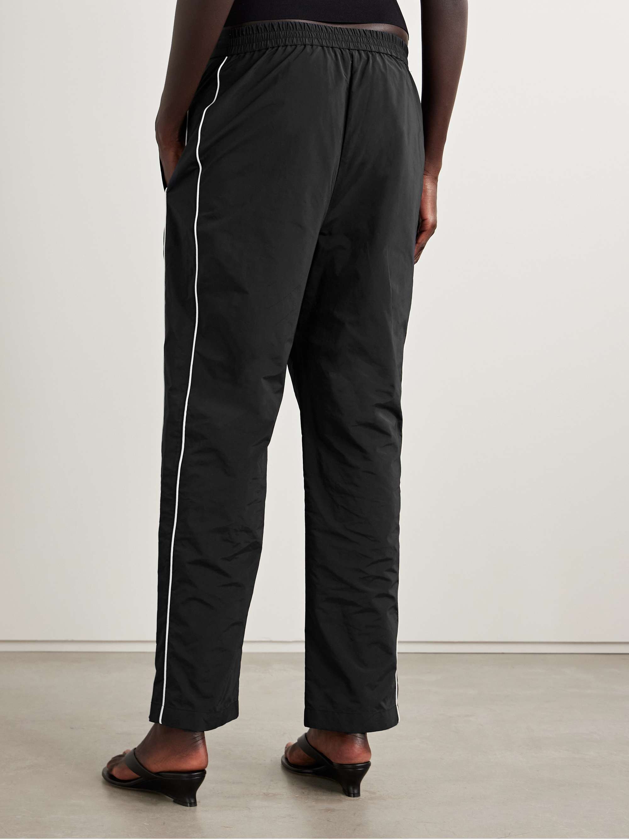 TIBI 