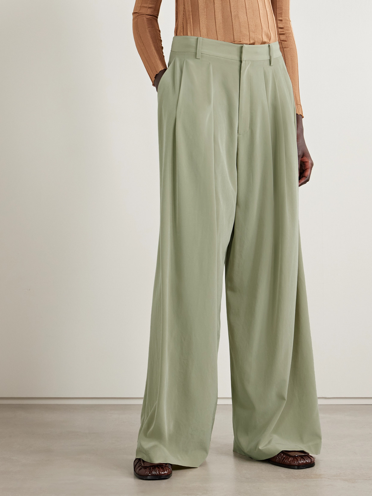 Tibi Pleated Crepe De Chine Wide-leg Pants In Green
