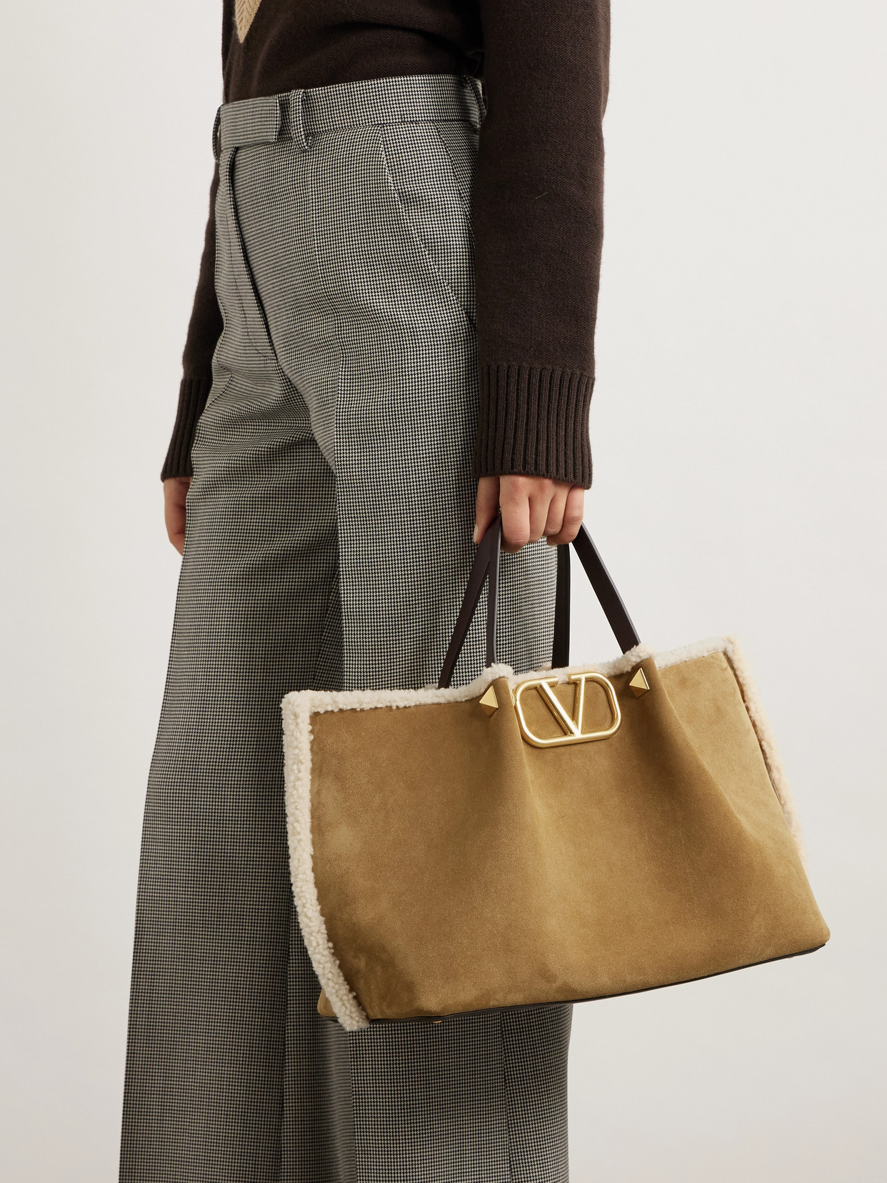 Valentino Garavani Medium Suede Shopping Bag With Sheepskin Lining Woman Havana B In Brown