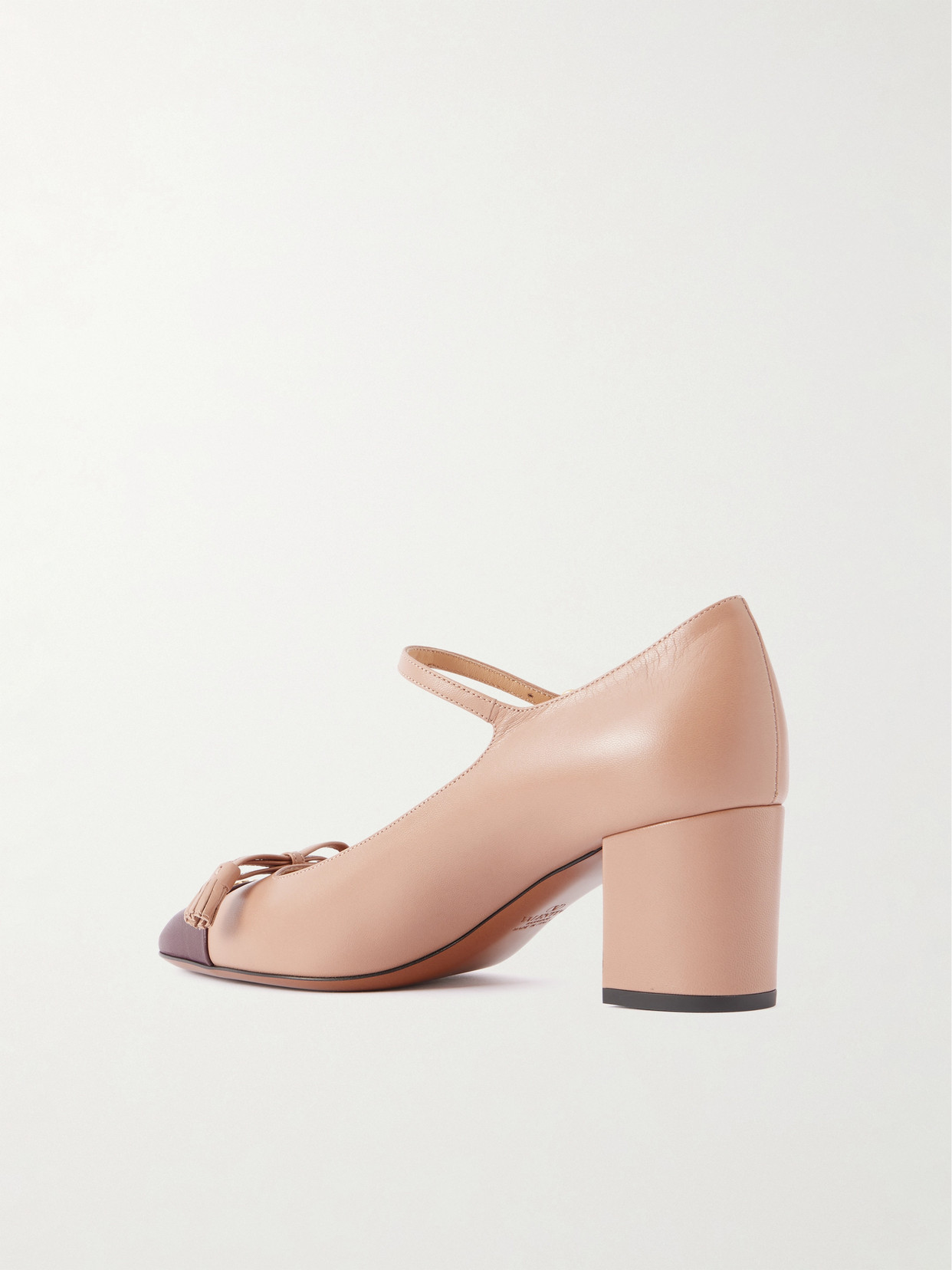 Valentino Garavani Valet Du Roi Tasseled Bow-embellished Two-tone Leather Pumps In Neutral
