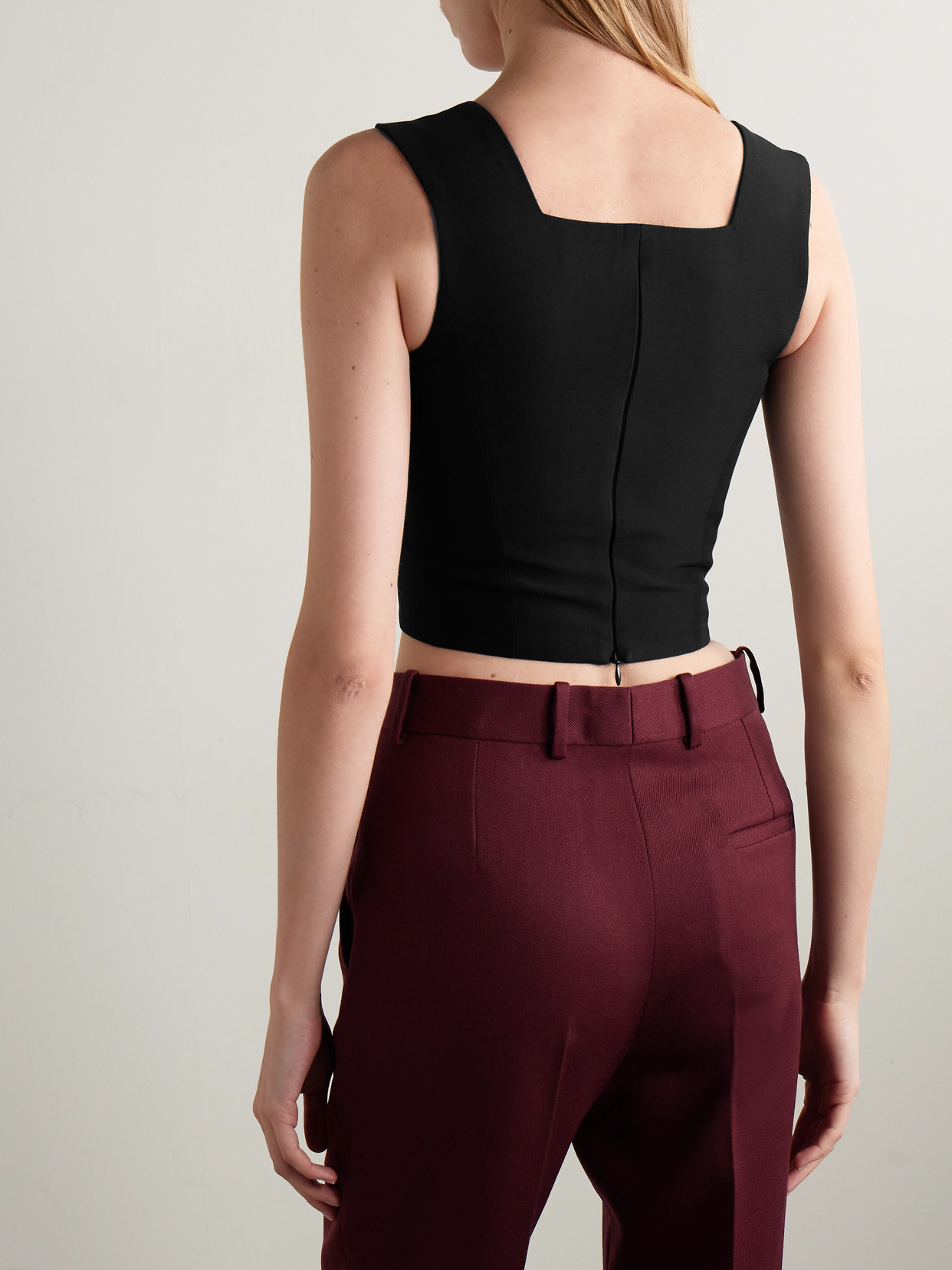 Salon 1884 Friuli Cropped Cotton And Silk-blend Top In Black