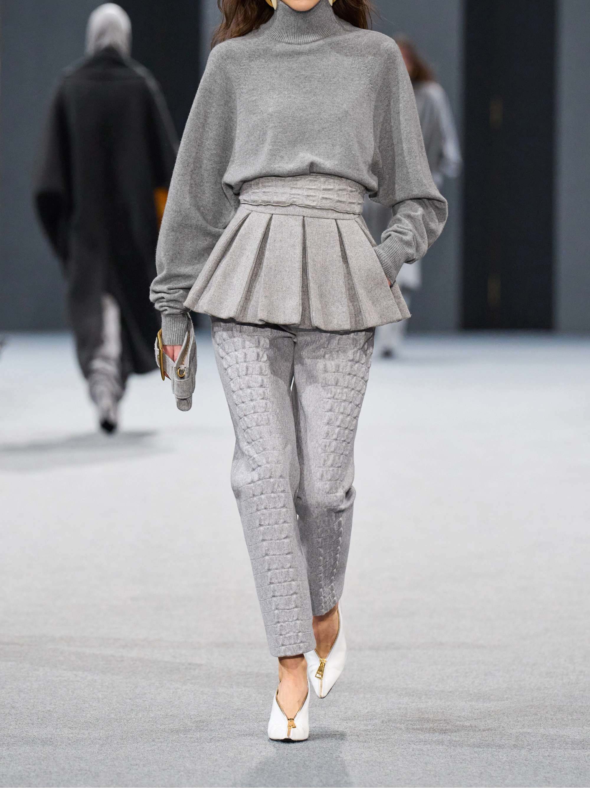 BALMAIN 