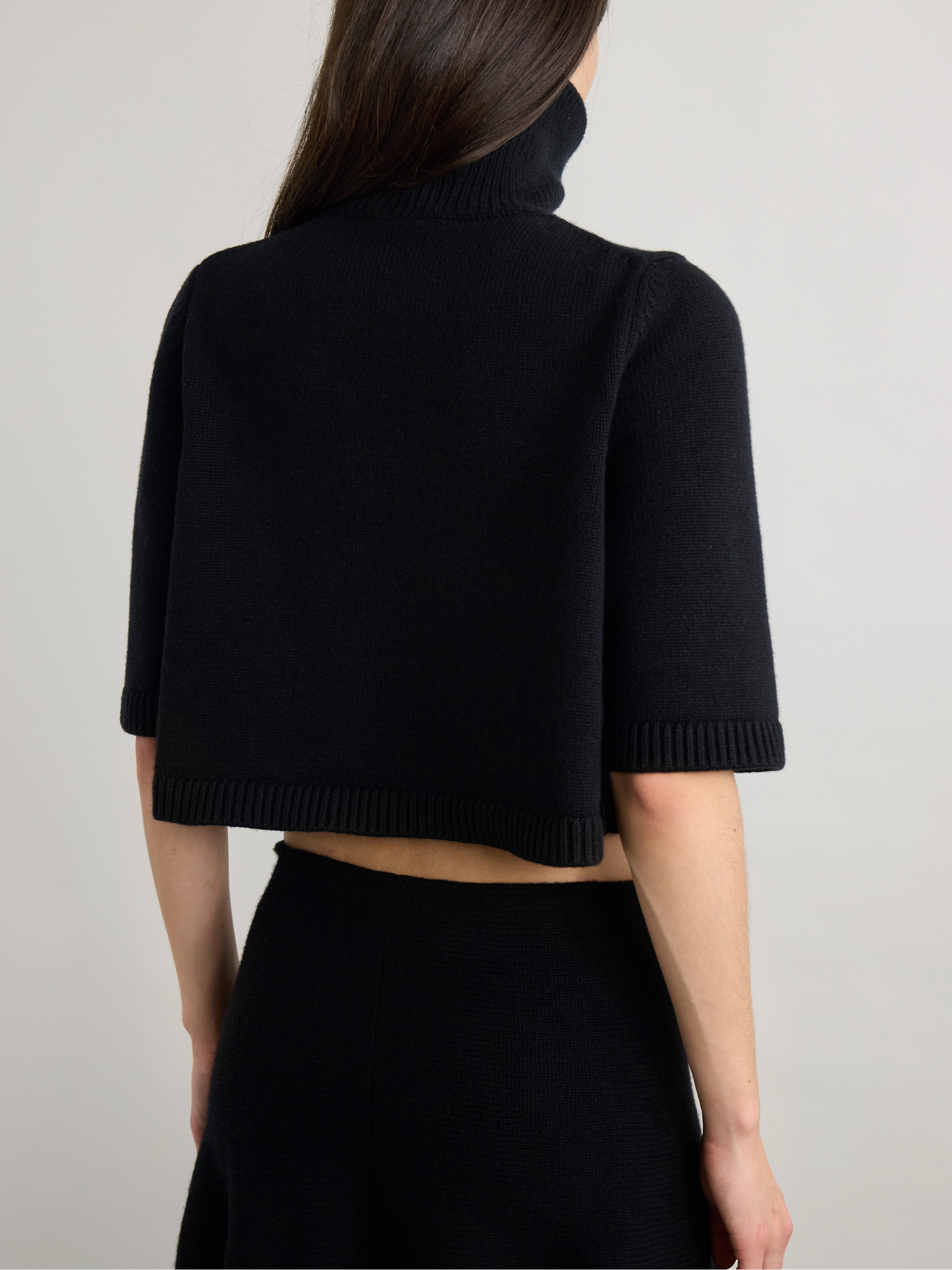 ALAIA ニット ALAÏA Cropped cashmere-blend turtleneck sweater | NET-A-PORTER