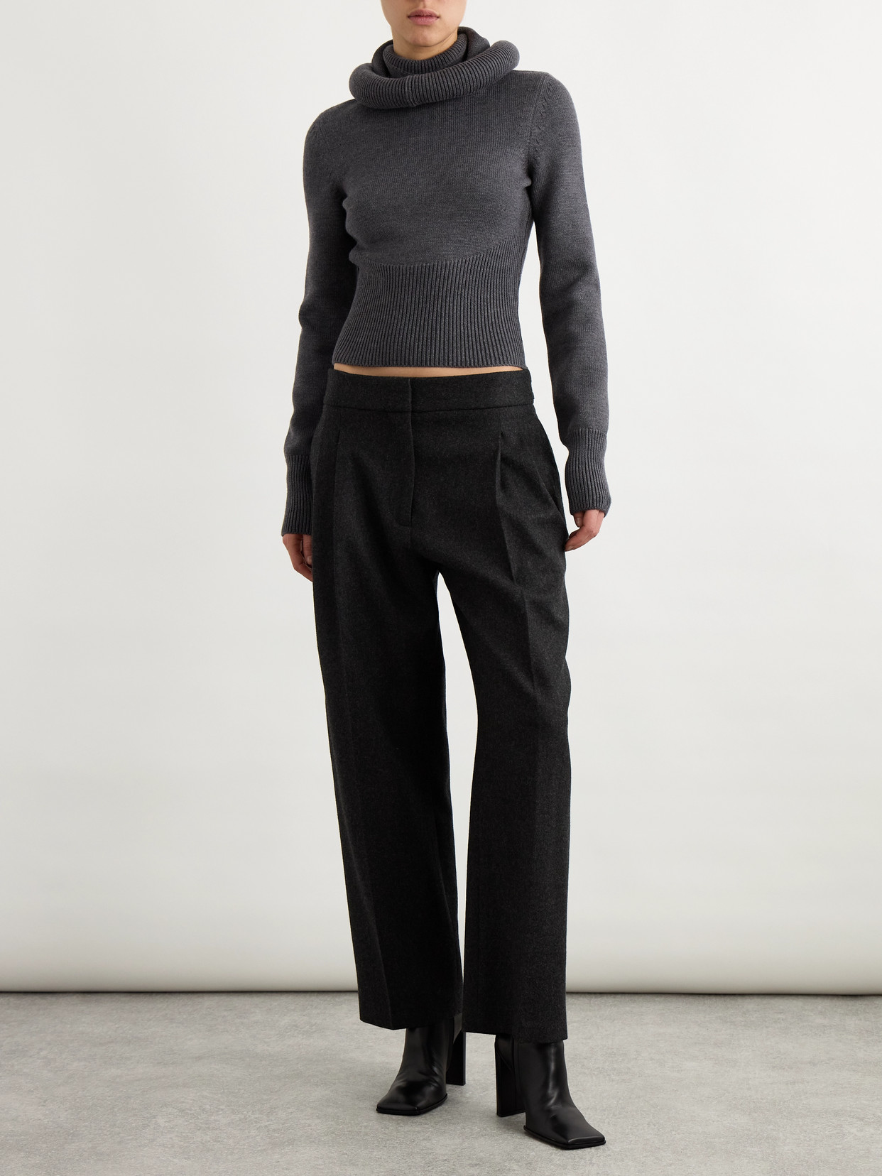 Alaïa Long-sleeved Sweater In Gray