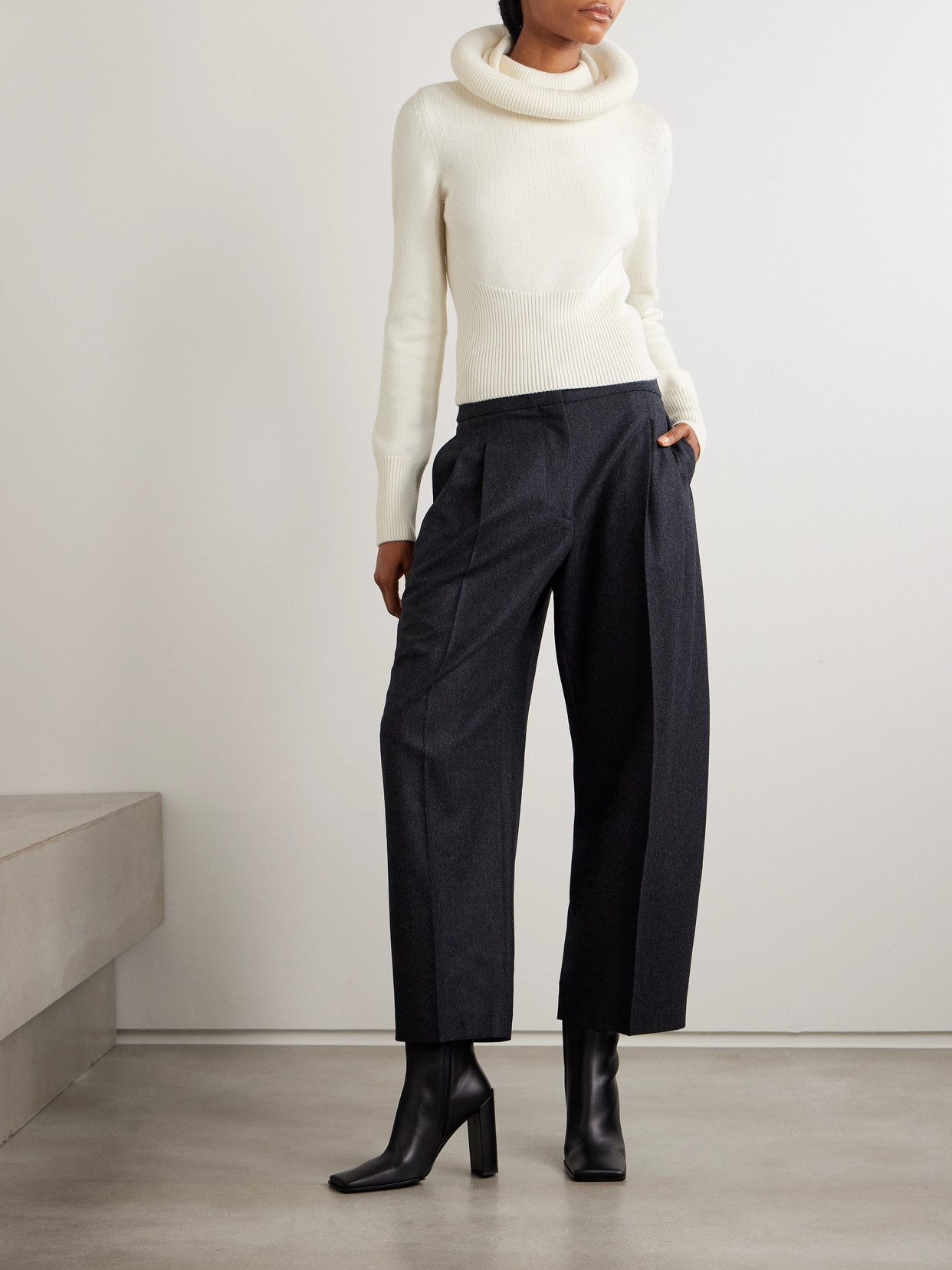 Alaïa Wool Hooded Sweater In White