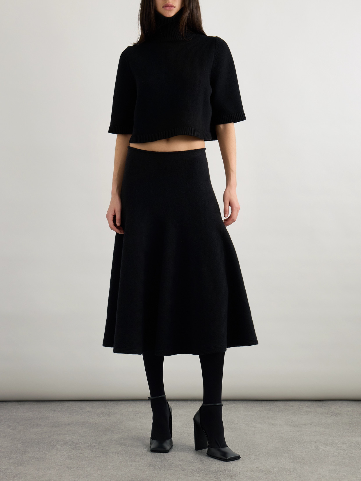 Alaïa Pleated Knitted Cashmere And Wool-blend Midi Skirt In Black
