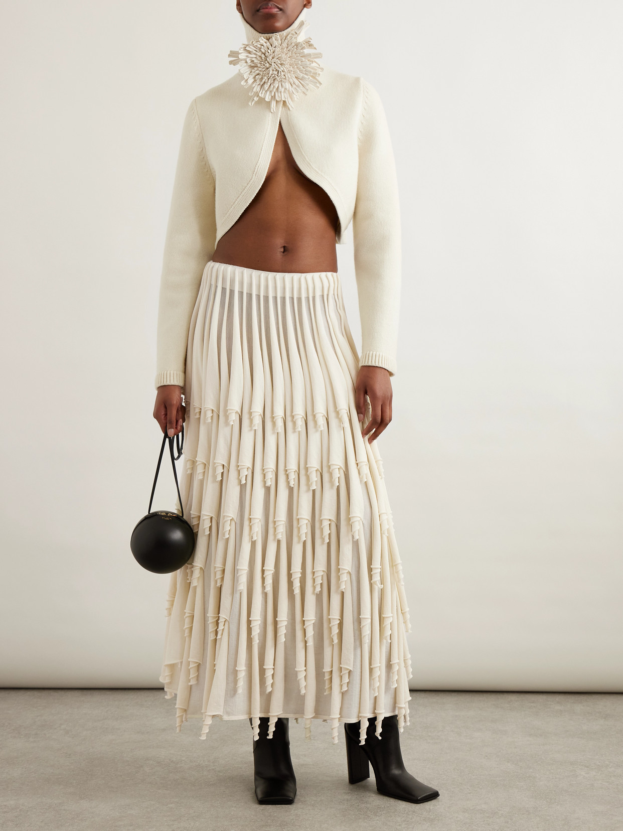 Alaïa Tiered Pleated Wool And Silk-blend Midi Skirt In White