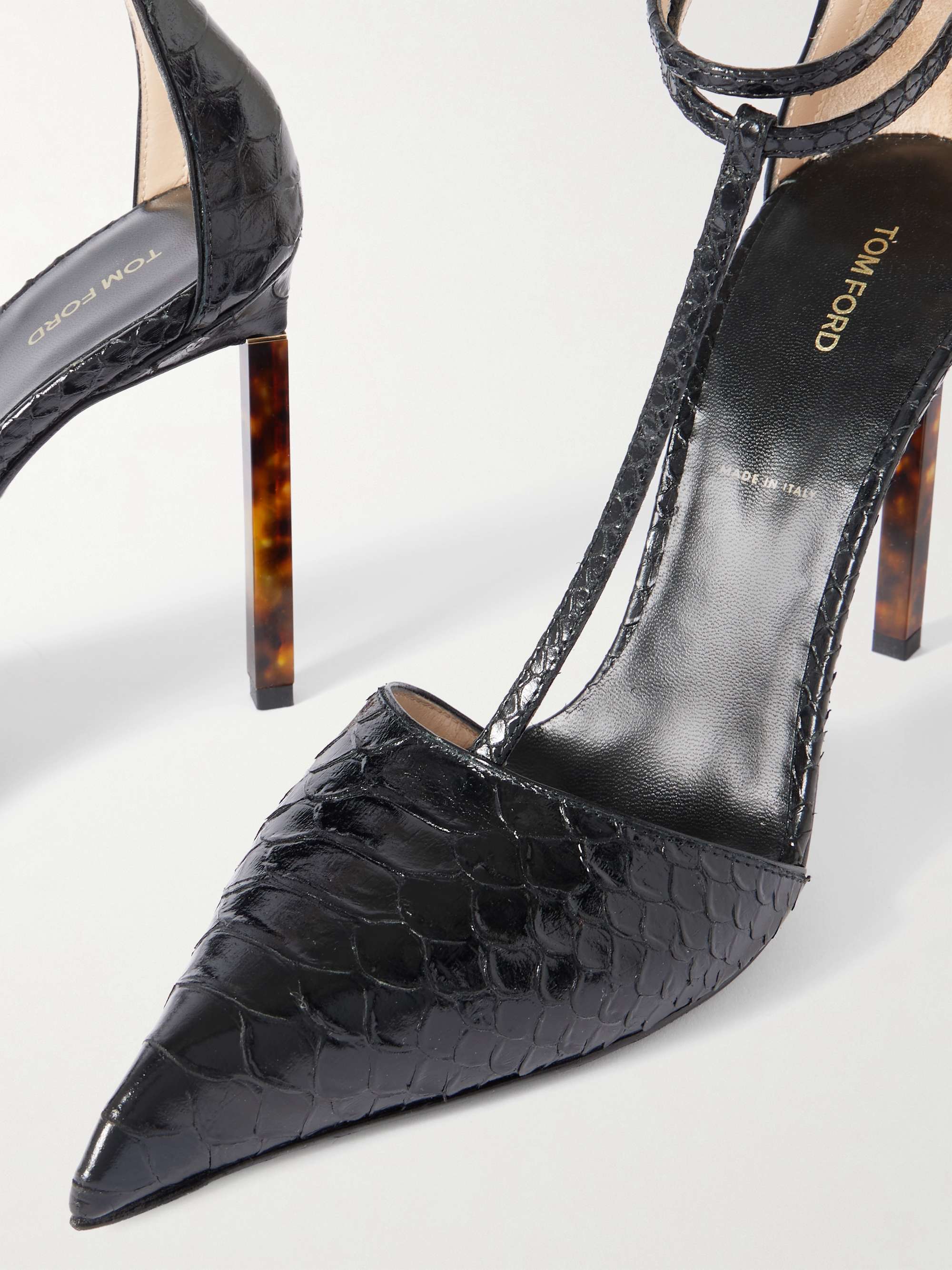 TOM FORD 