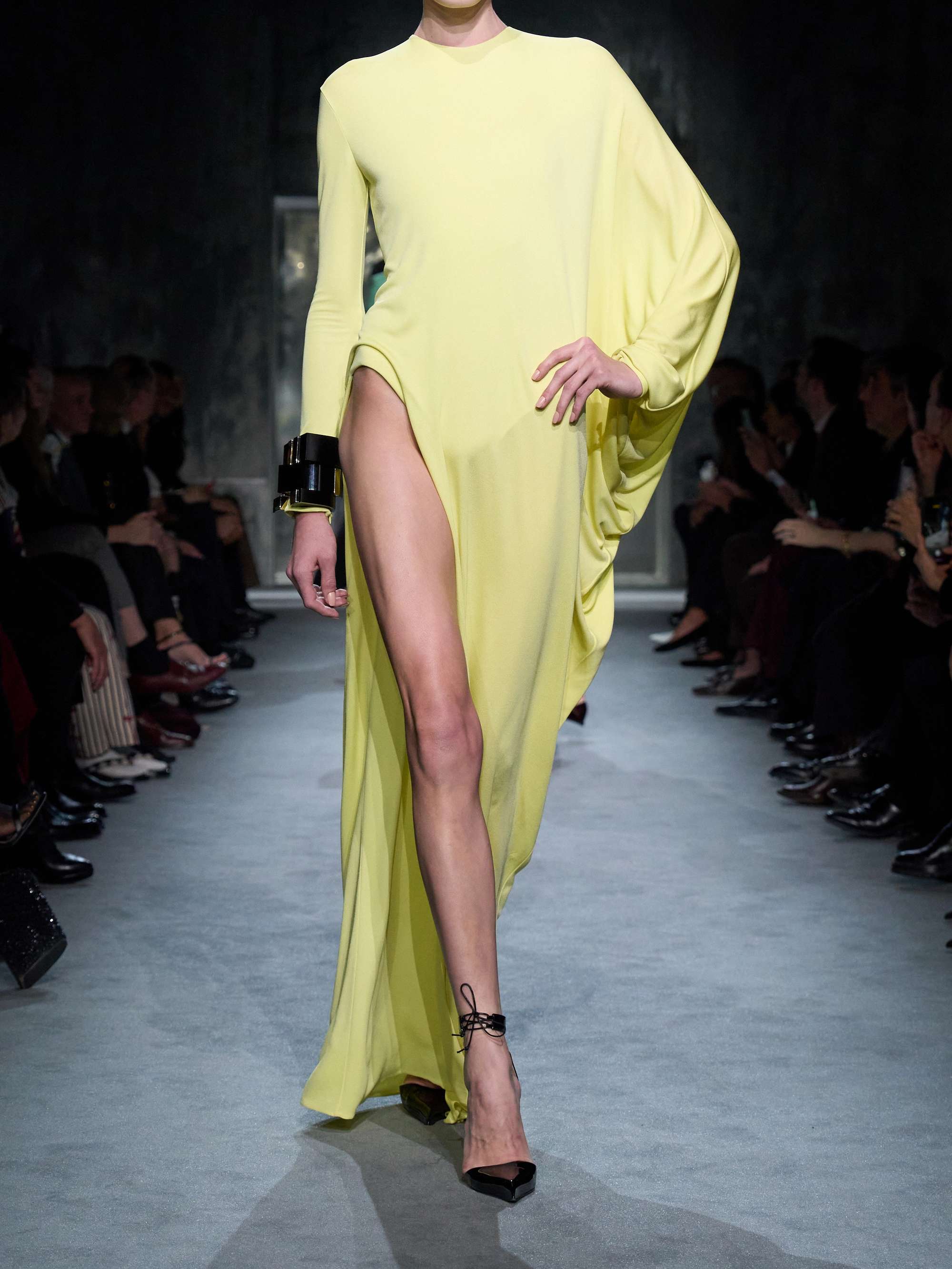 TOM FORD 
