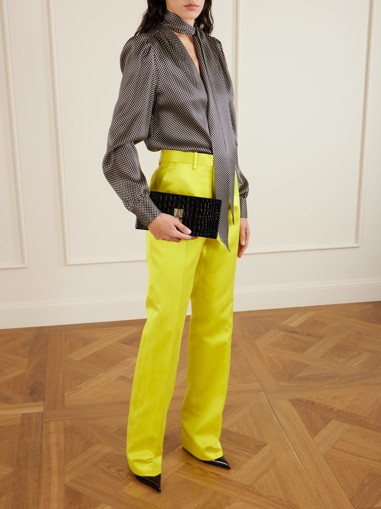 Tom Ford Glossed Croc-effect Leather Clutch In Black