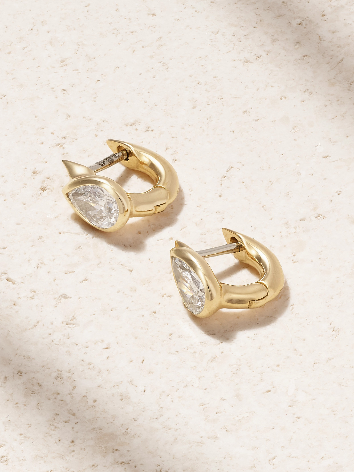 Uniform Object Stem Huggie 18-karat Gold Diamond Hoop Earrings