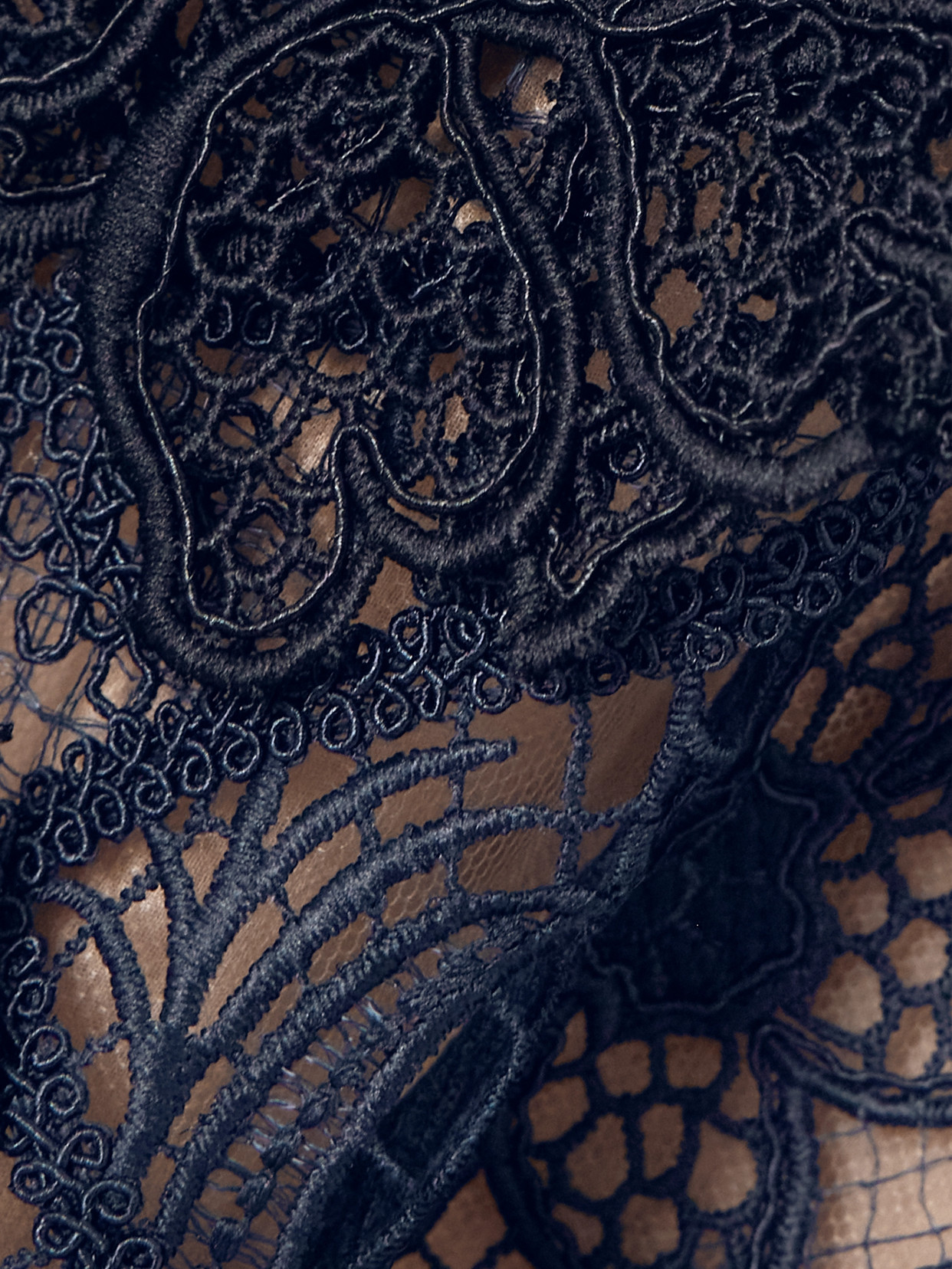 Oscar De La Renta Off-the-shoulder Appliquéd Guipure Lace Gown In Blue