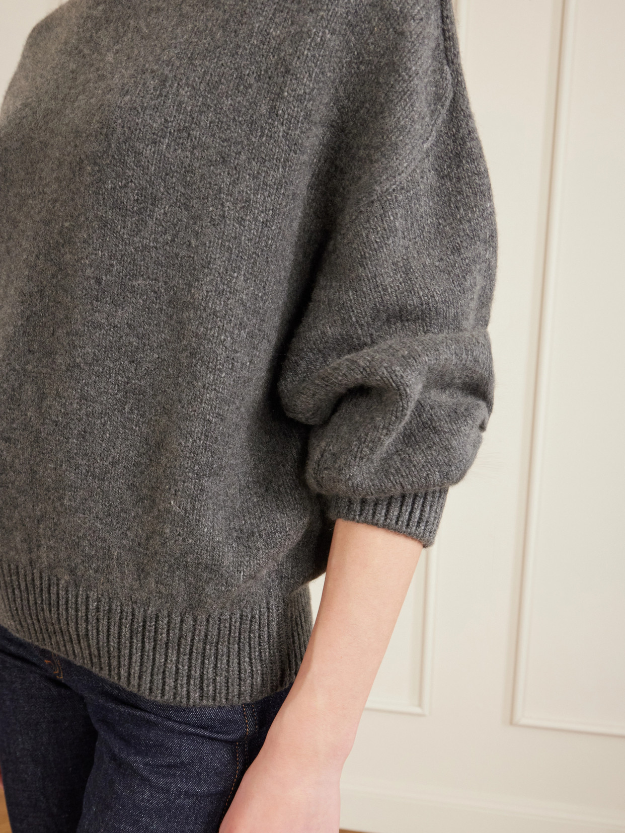 Willem Cashmere Turtleneck Sweater