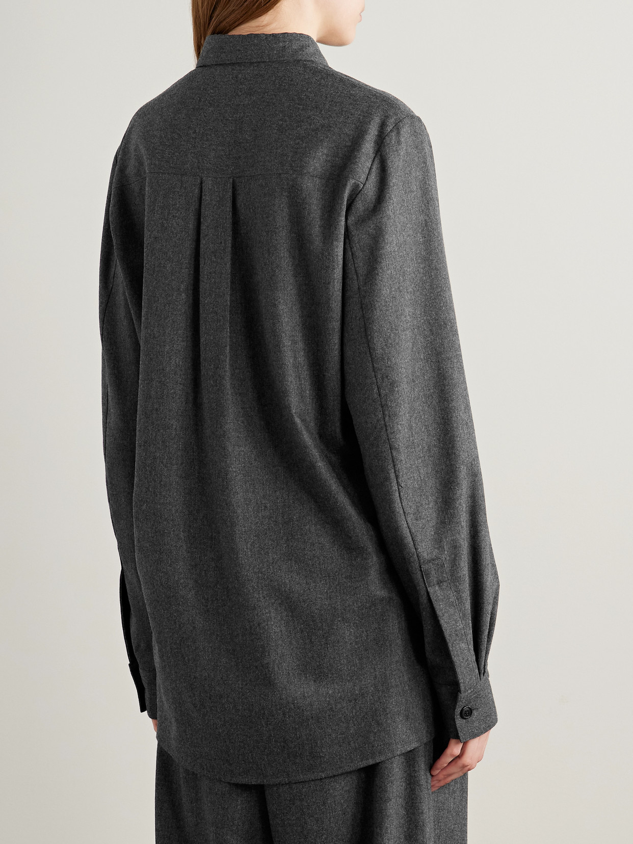 Khaite Auryn Lightweight Wool And Cashmere Shirt In Gray