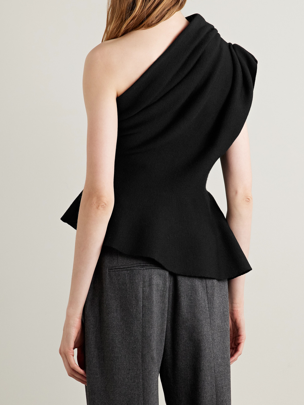 Khaite Aimee Asymmetric One-shoulder Wool-blend Peplum Top In Black
