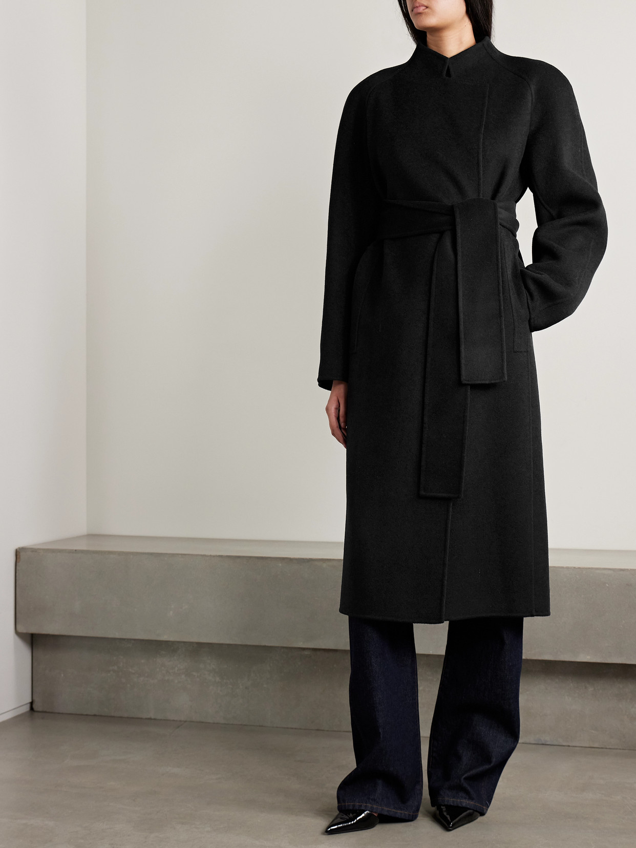 Khaite Deena Belted Wool Coat In Black