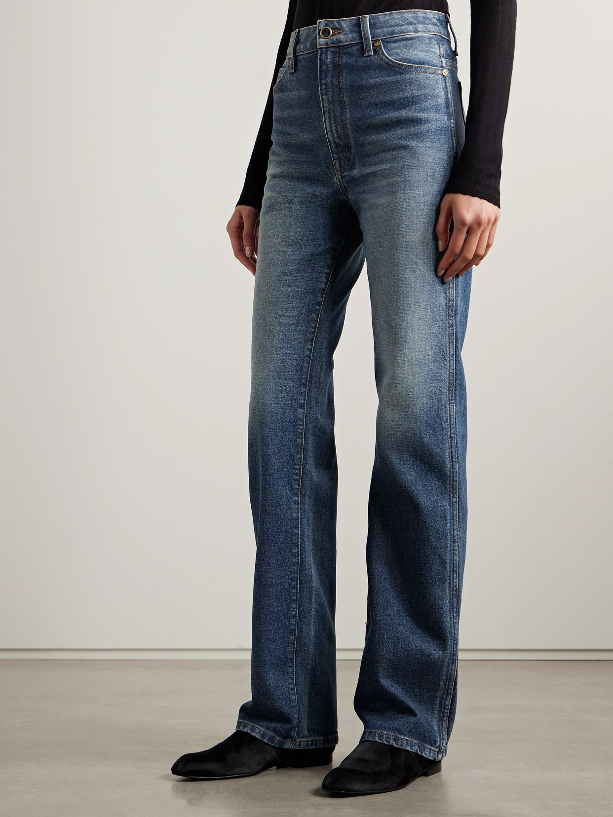 Khaite Danielle Straight Leg Jeans In Blue