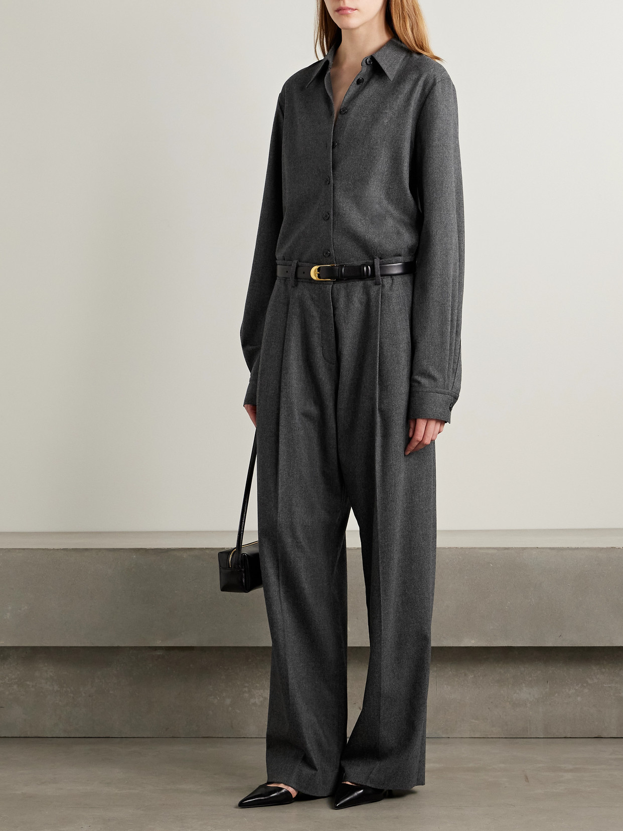 Khaite August Pleated Wool Straight-leg Pants In Gray