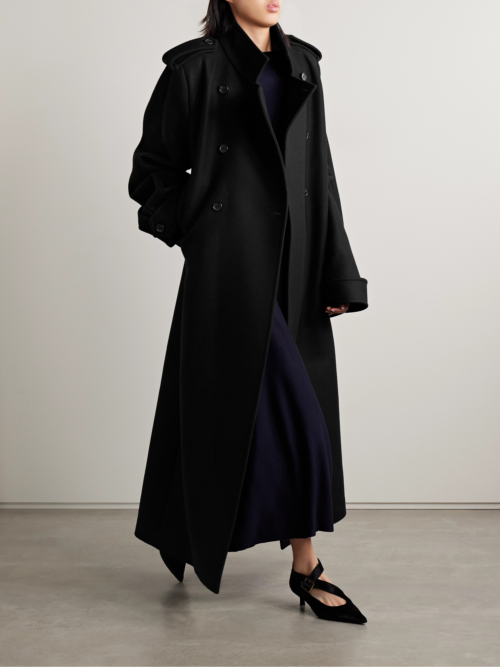KHAITE Donna oversized double-breasted wool coat