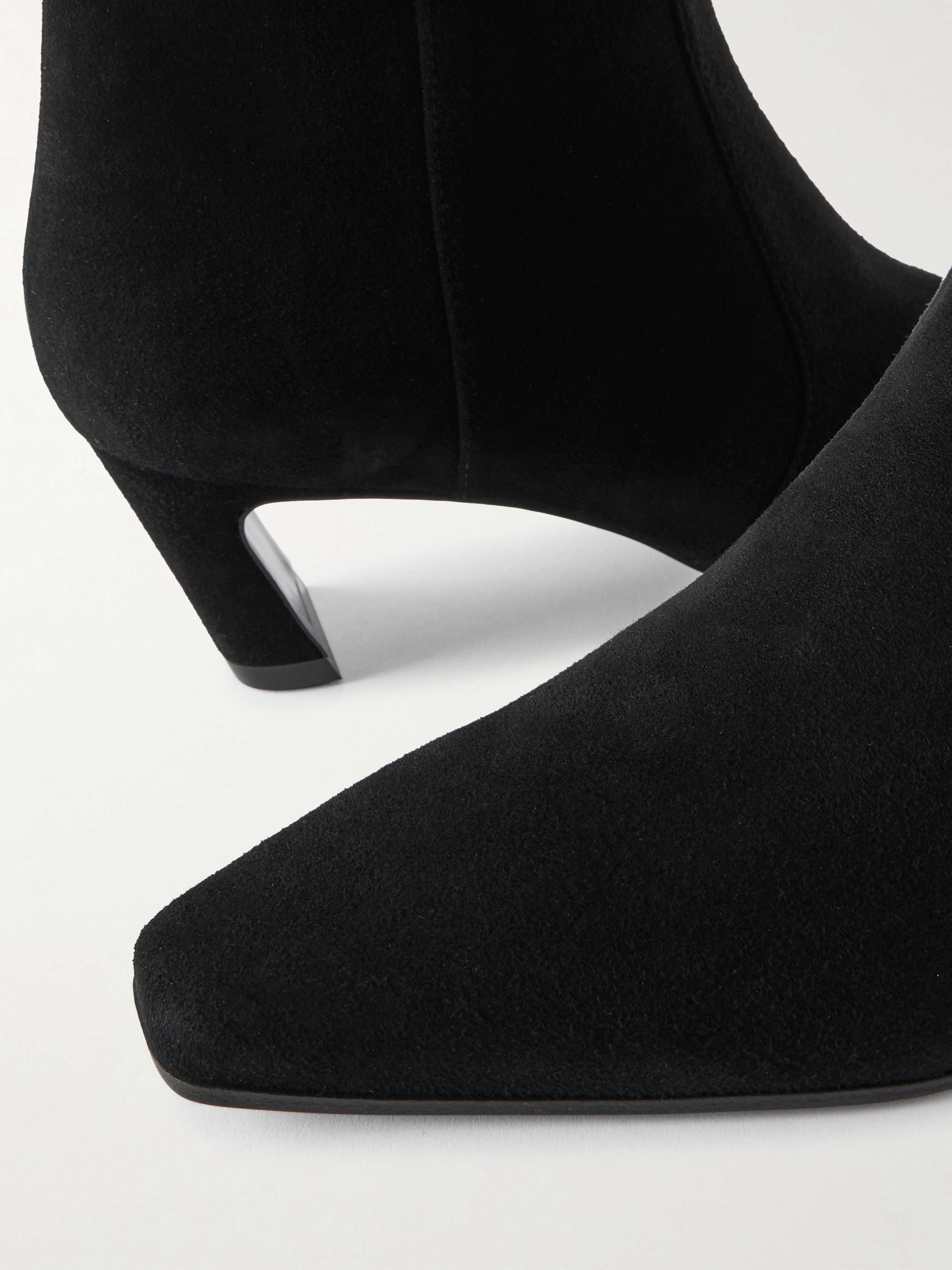 STUART WEITZMAN 
