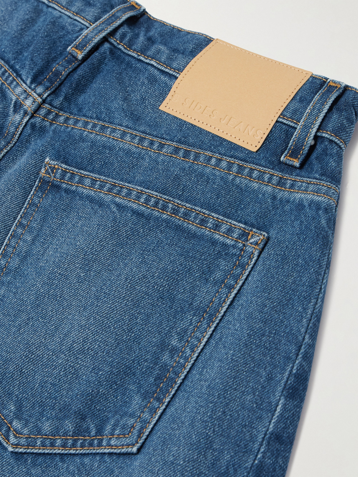 Relaxed Lasso Frayed Mid-Rise Barrel-Leg Jeans