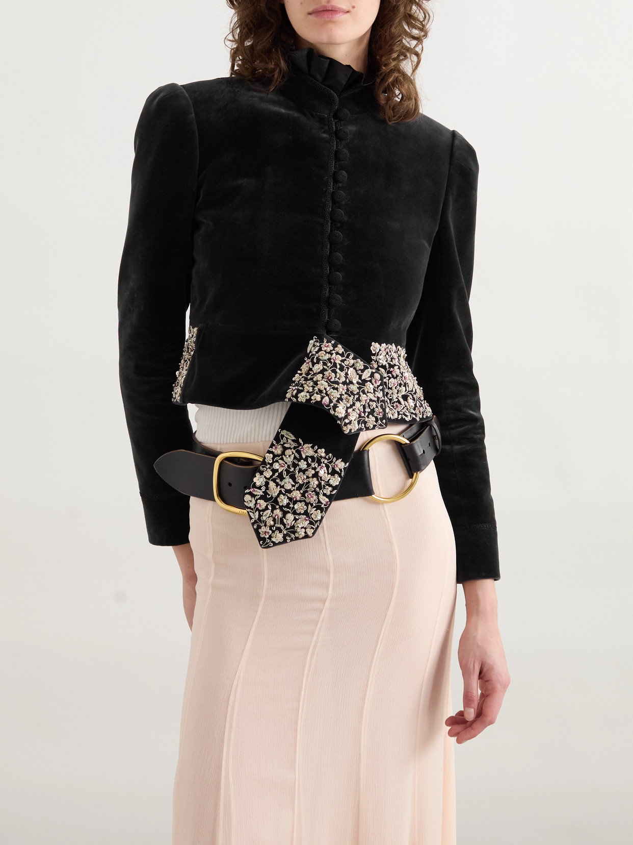 Chloé Spencer Embroidered-belt Velvet Crop Jacket In Black