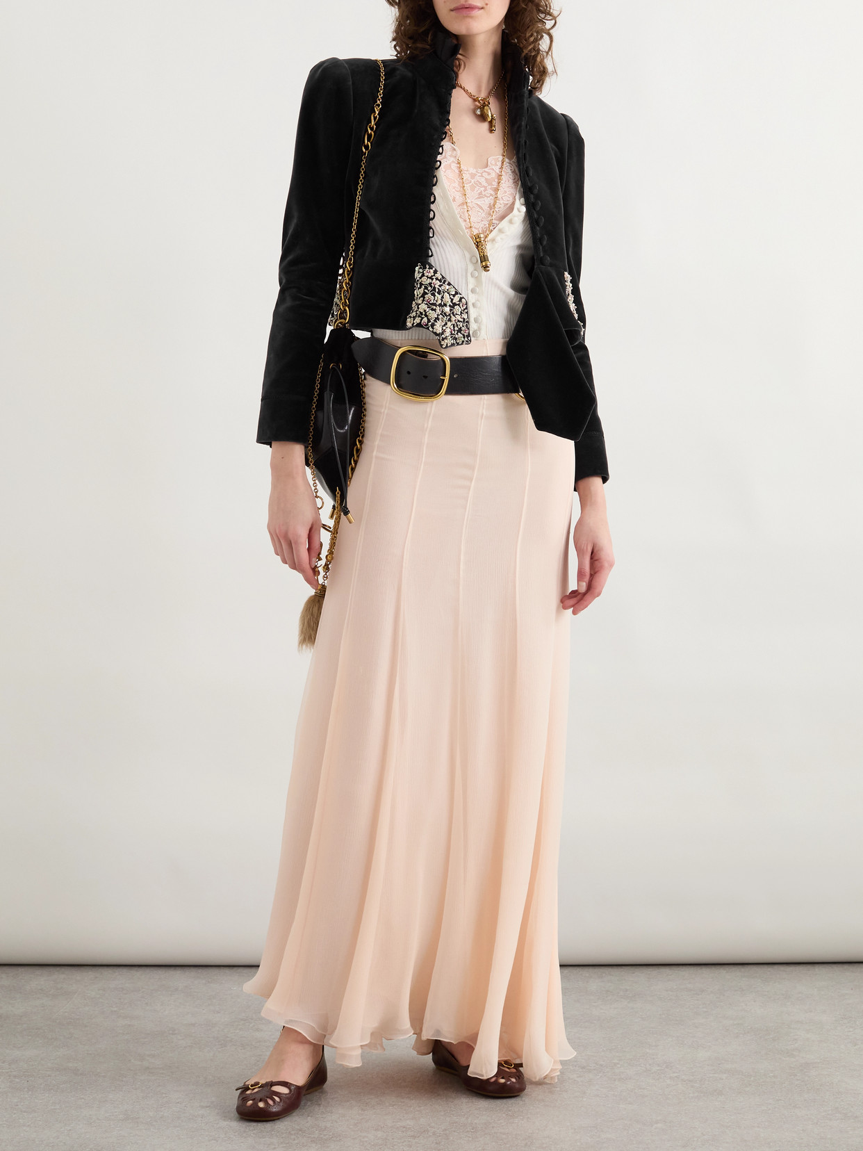 Chloé Spencer Embroidered-belt Velvet Crop Jacket In Black
