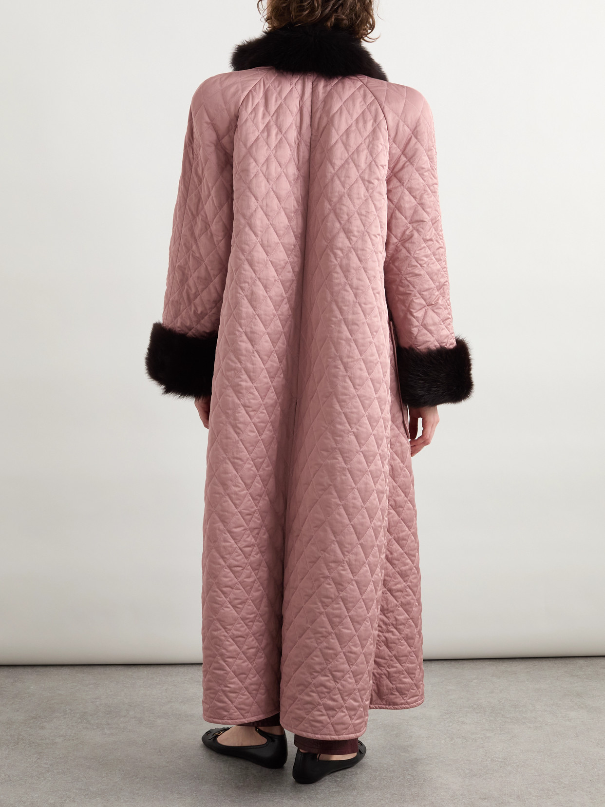 Chloé Shearling-lined Quilted Shell Coat In Pink