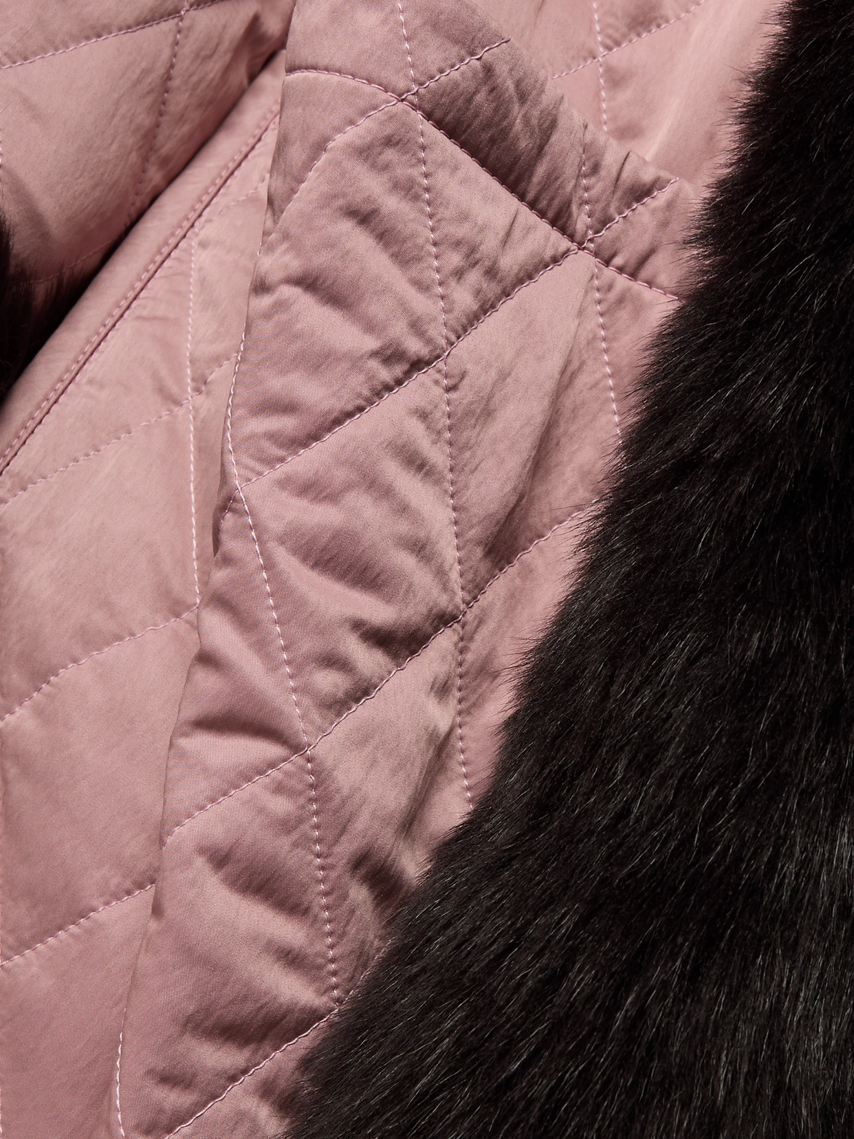 Chloé Shearling-lined Quilted Shell Coat In Pink