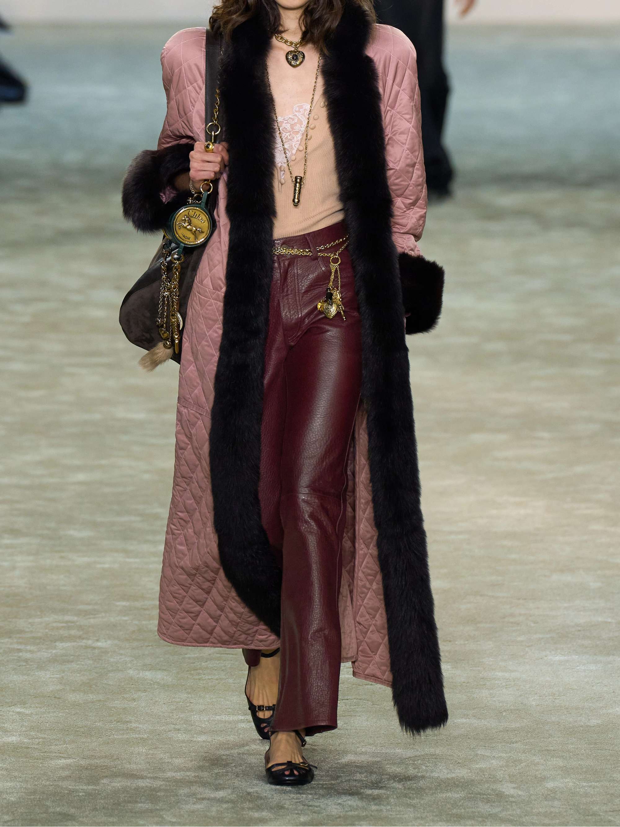 CHLOÉ 