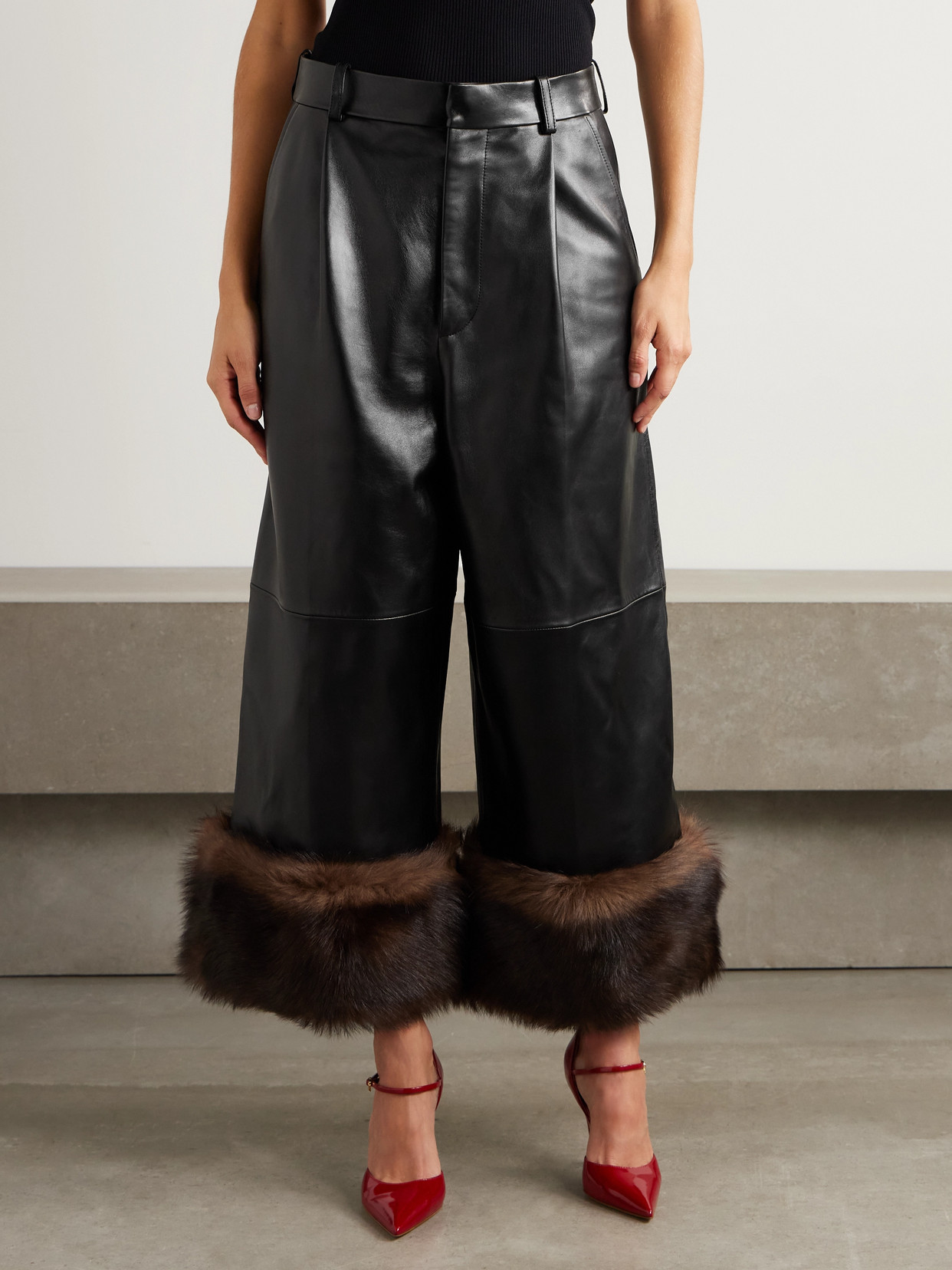 Loewe Convertible Cropped Shearling-trimmed Leather Wide-leg Pants In Black