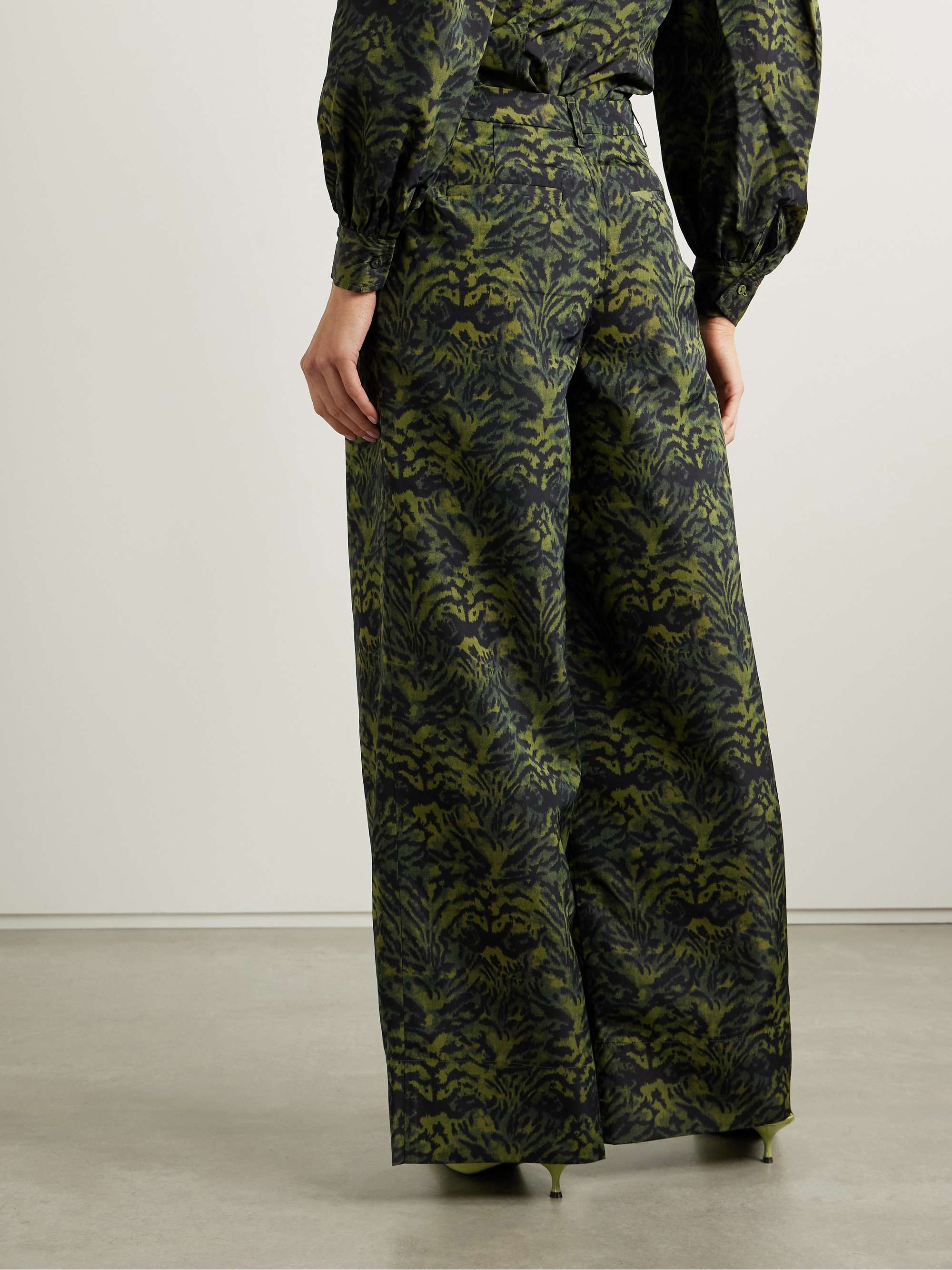 ULLA JOHNSON 