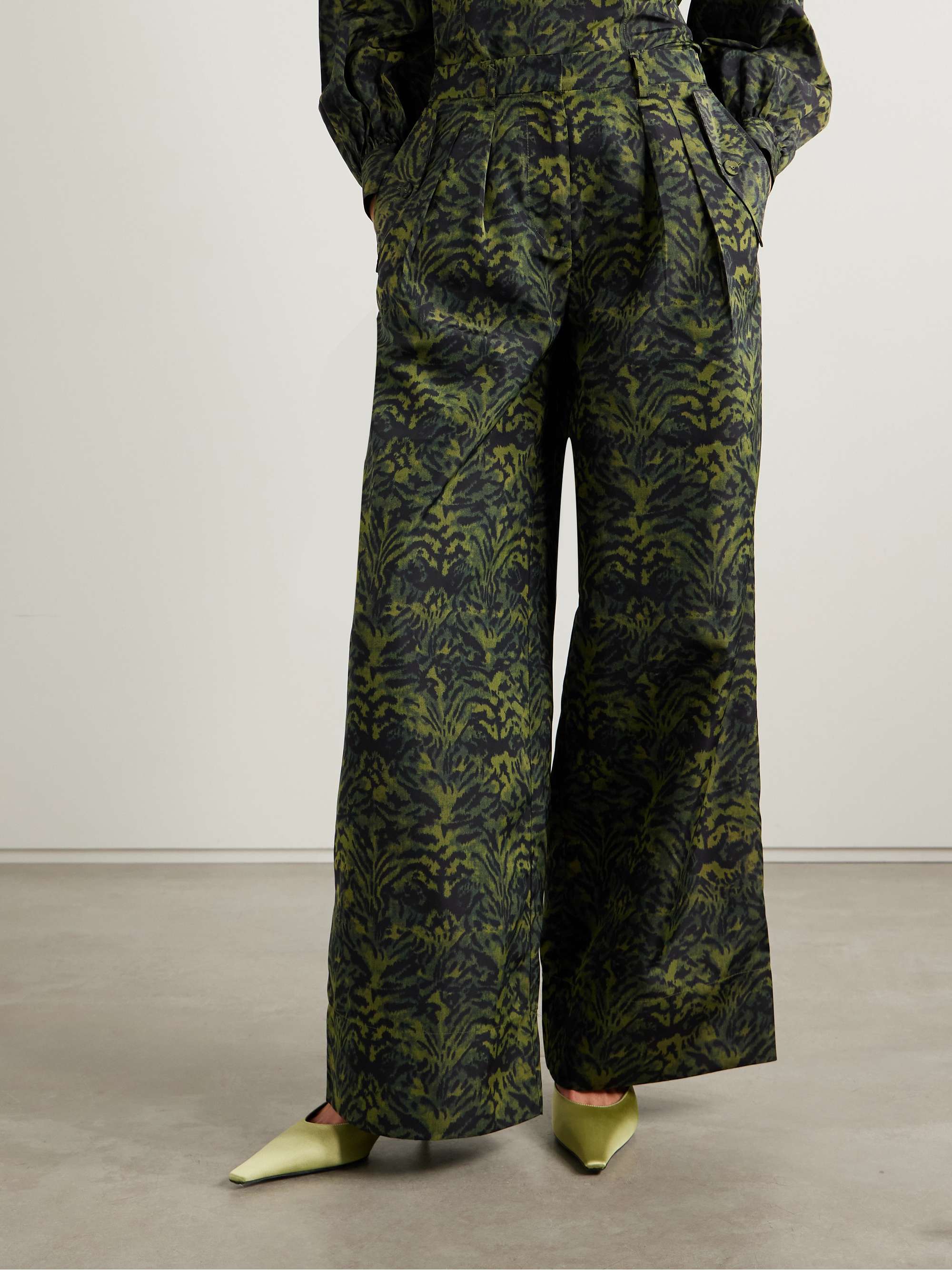 ULLA JOHNSON 