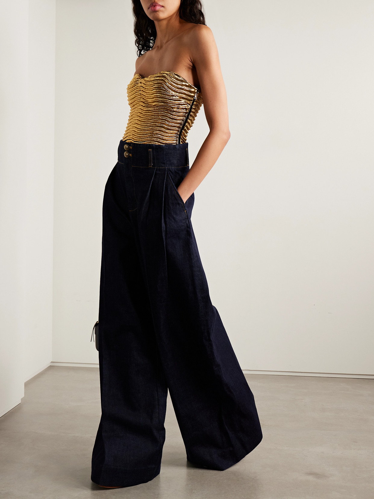 Ulla Johnson Heleen Strapless Metallic Cloqué Bustier Top In Gold