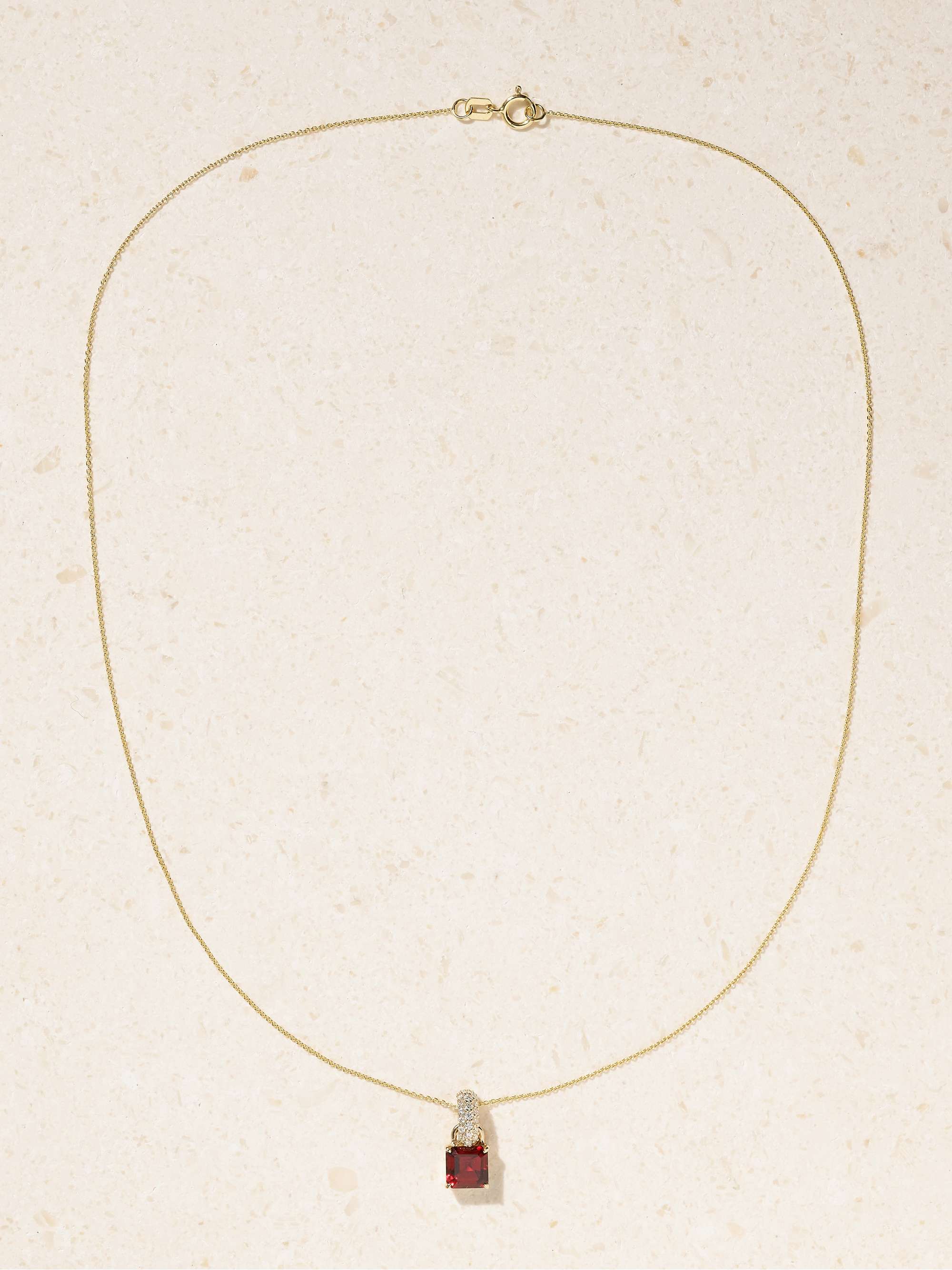 STONE AND STRAND 