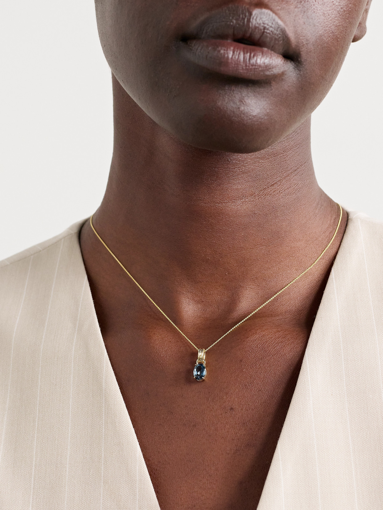 Stone And Strand Beekman 14-karat Gold Topaz Necklace In Gold