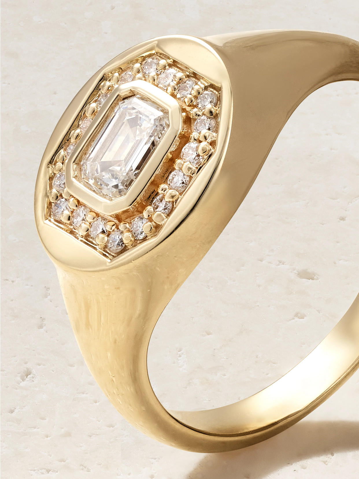 Stone And Strand The Essential Splurge 14-karat Gold Diamond Pinky Ring In Gold